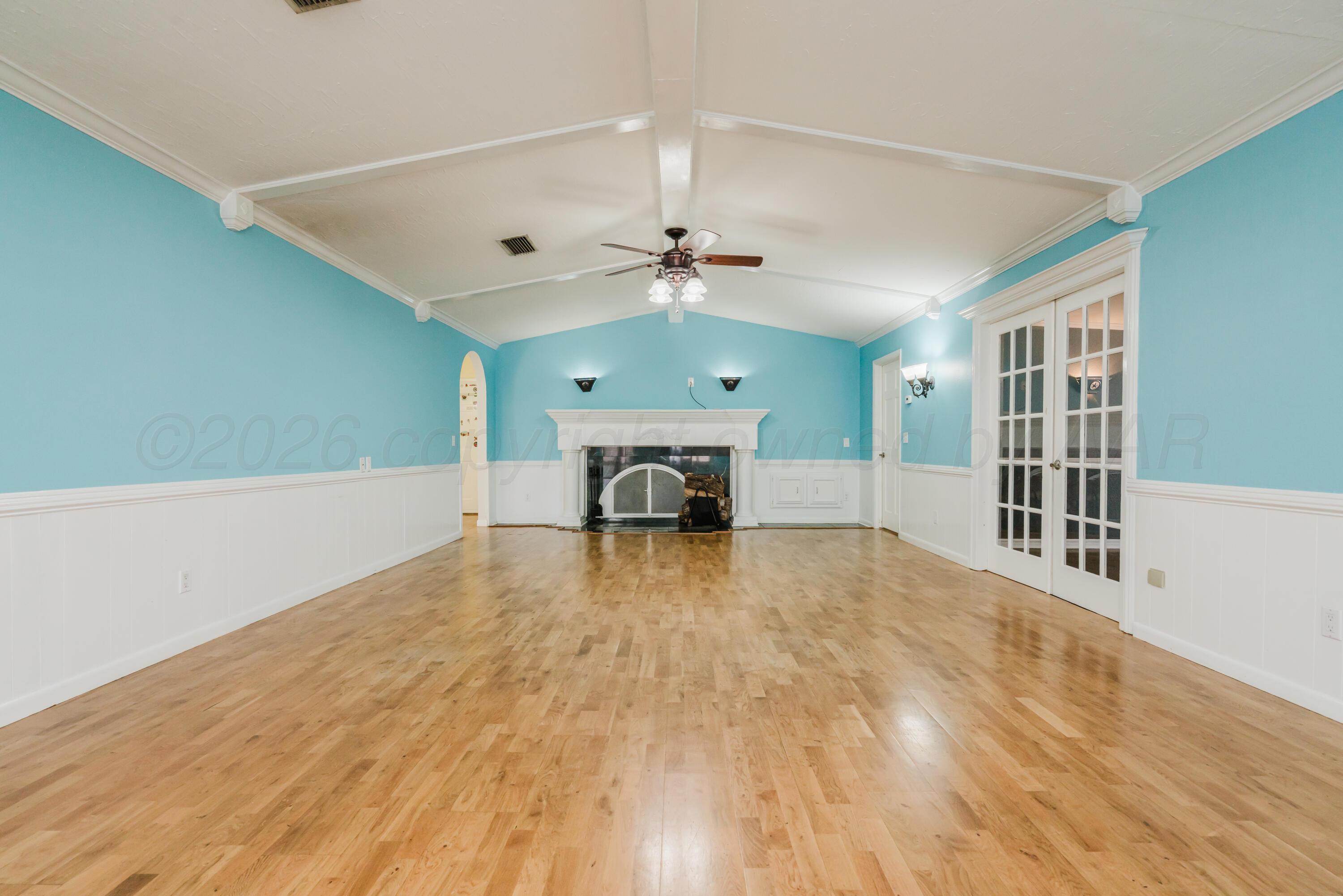 219 Bailey Avenue Property Photo 4
