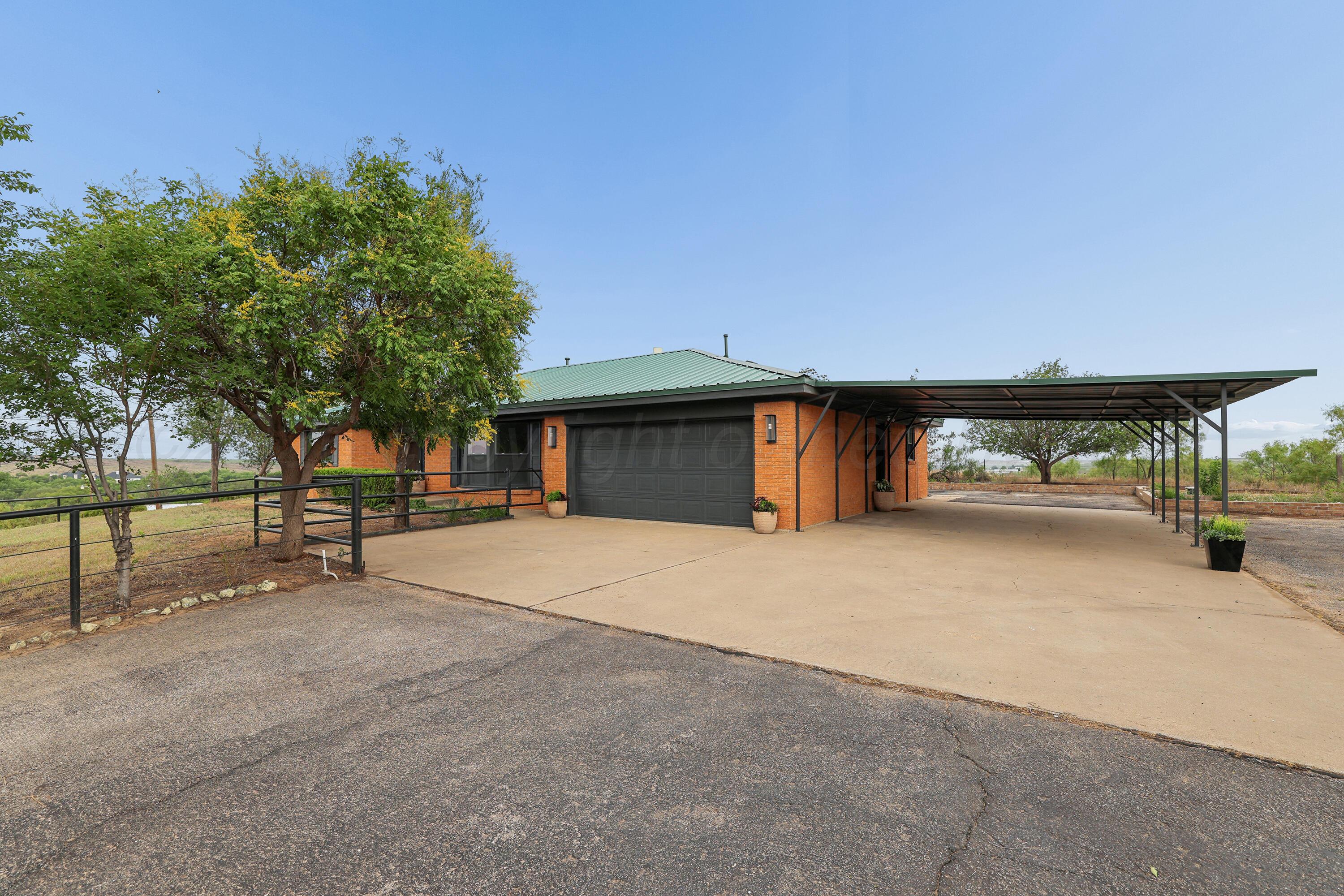 5920 Hester Road Property Photo 4