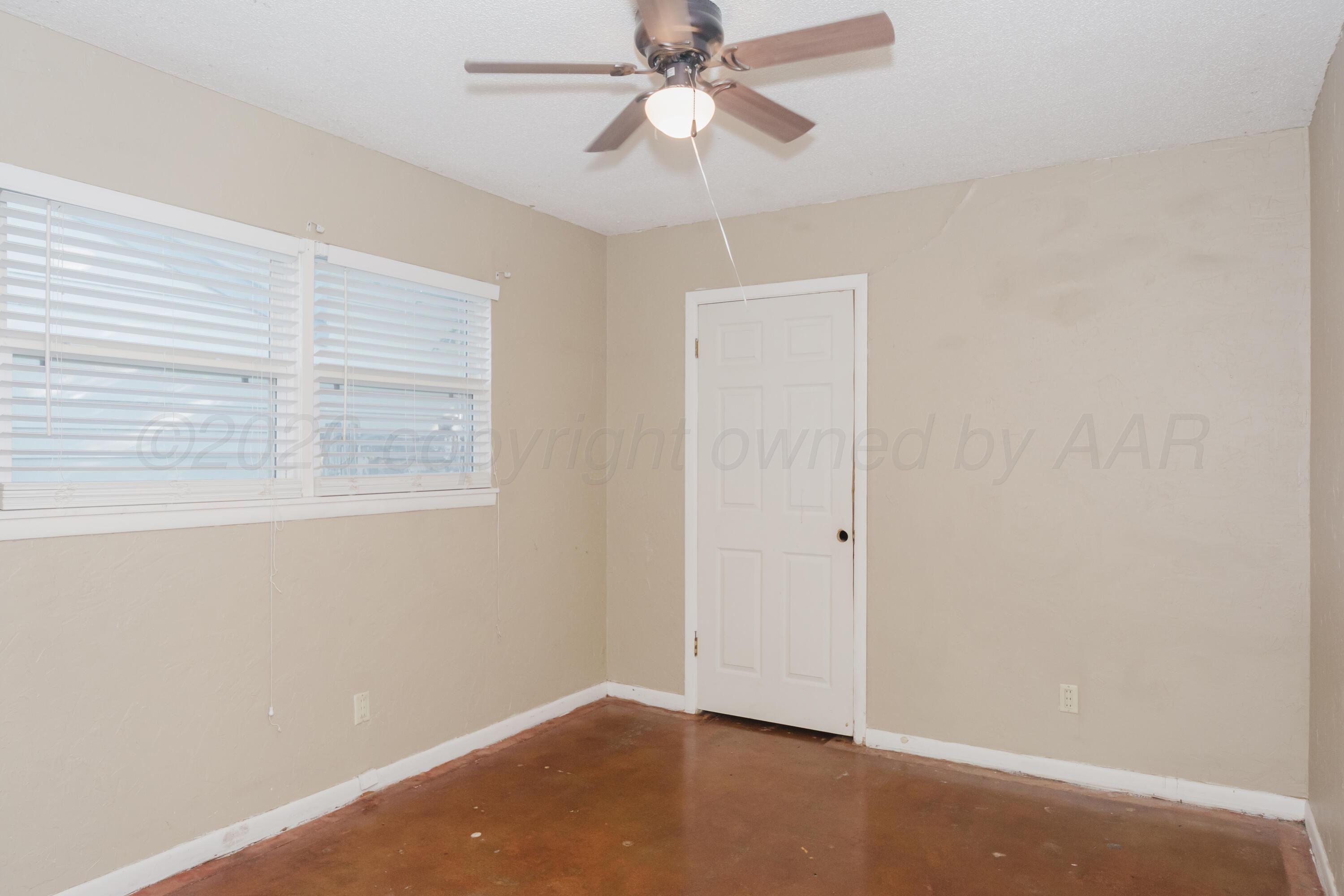 2900 S Vernon Street Property Photo 13