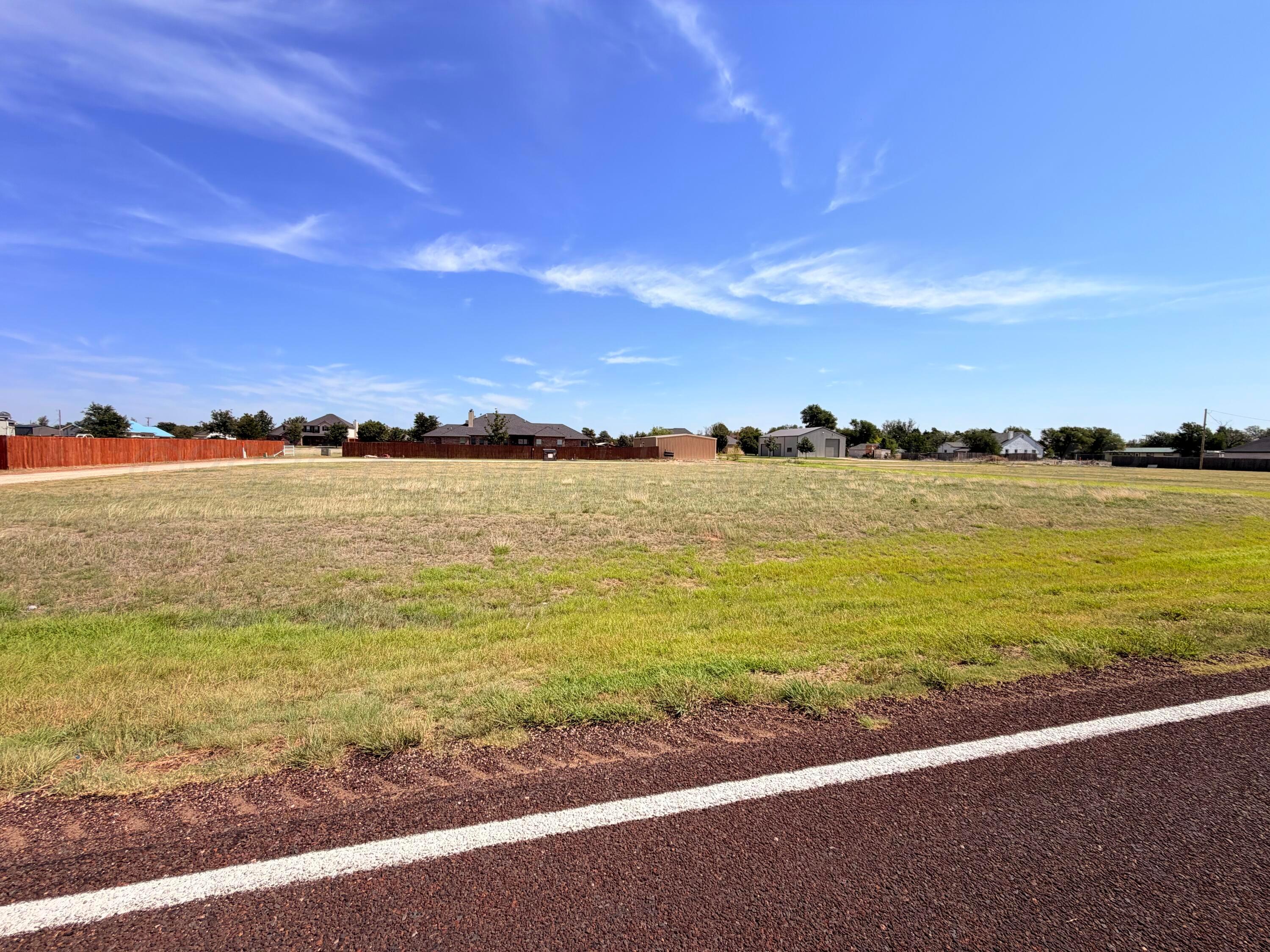 Tract 8 Orient Avenue Property Photo 1