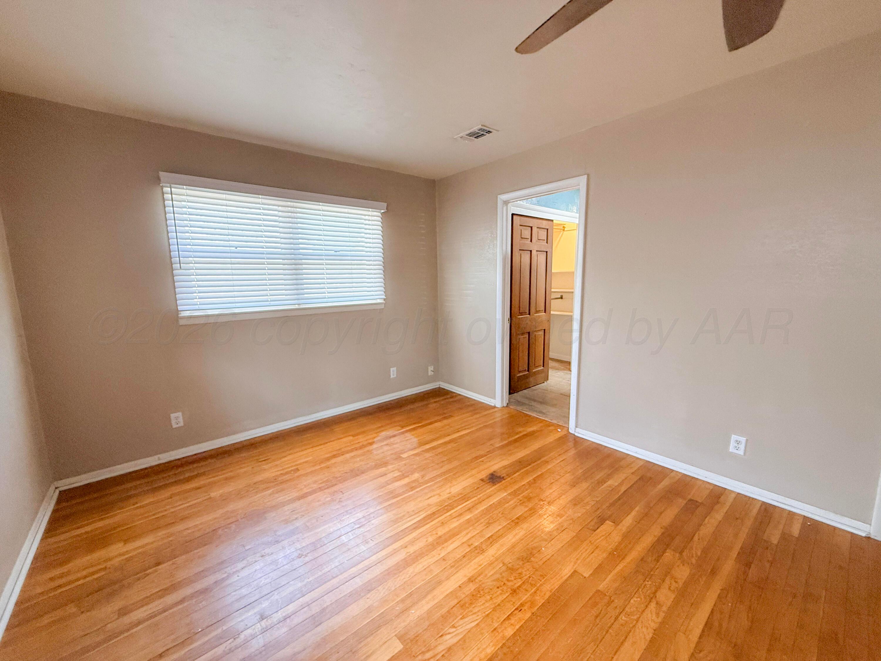 1825 N Evergreen Street Property Photo 27