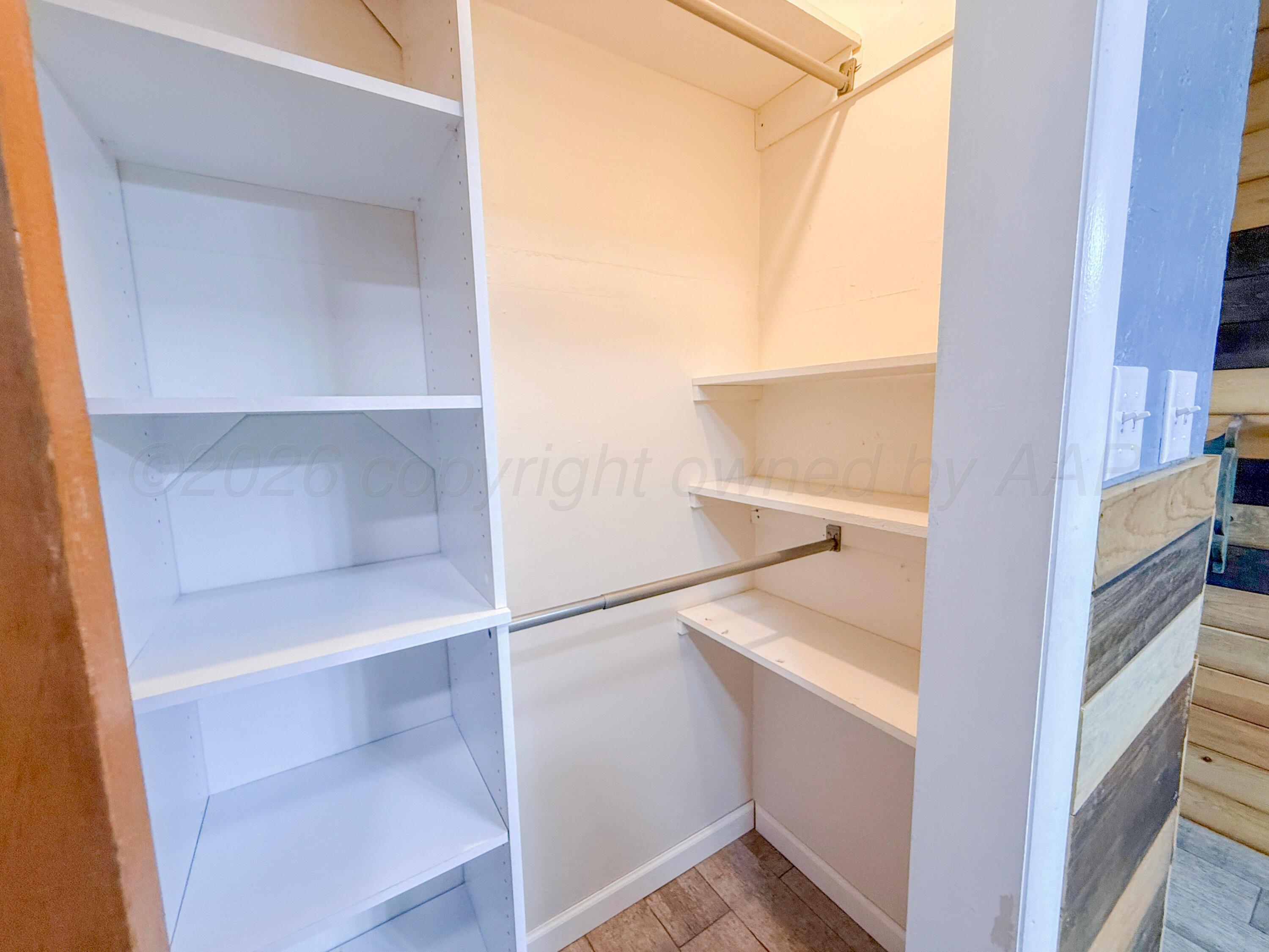 1825 N Evergreen Street Property Photo 30