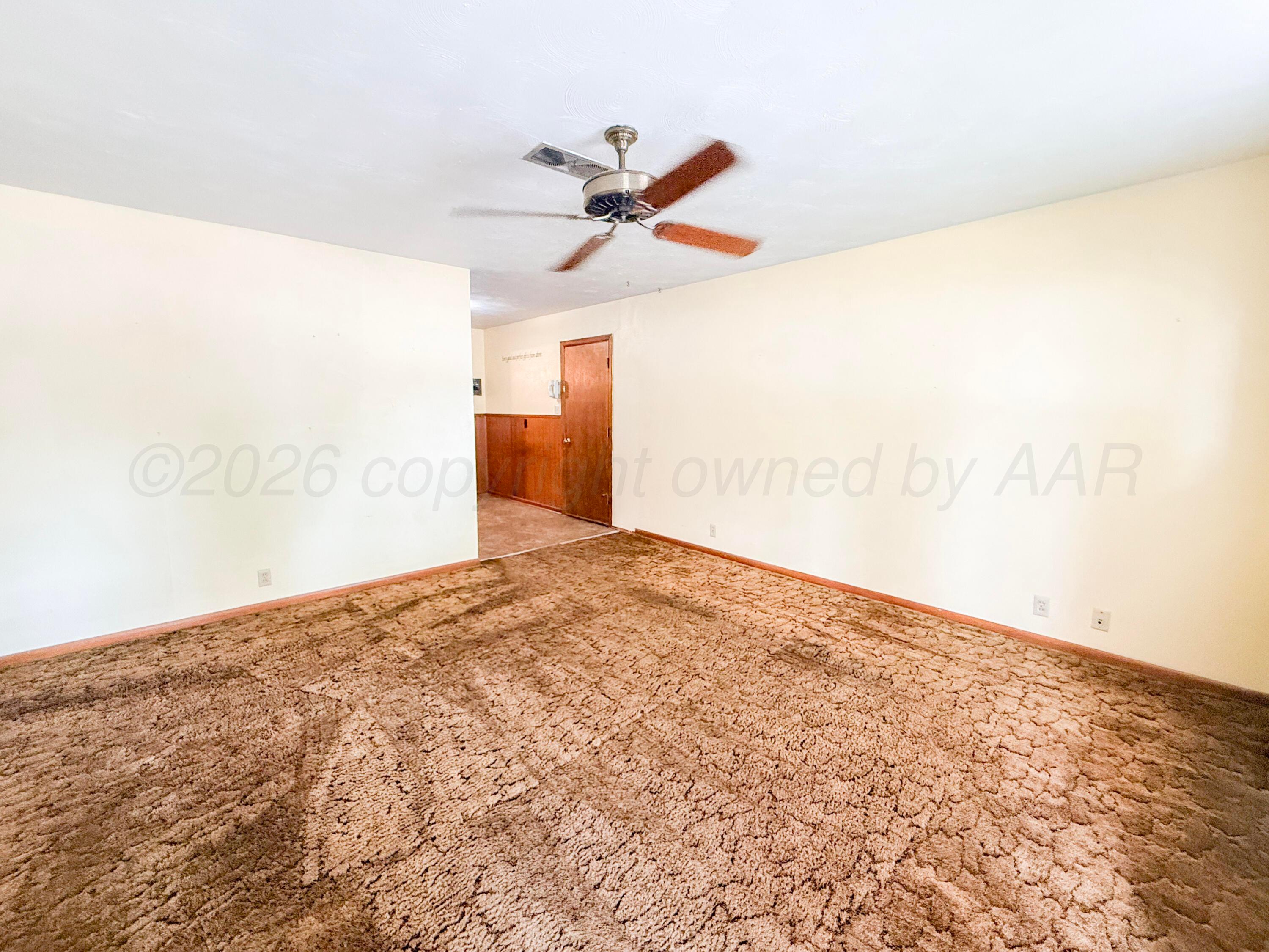 1817 N Wells Street Property Photo 5