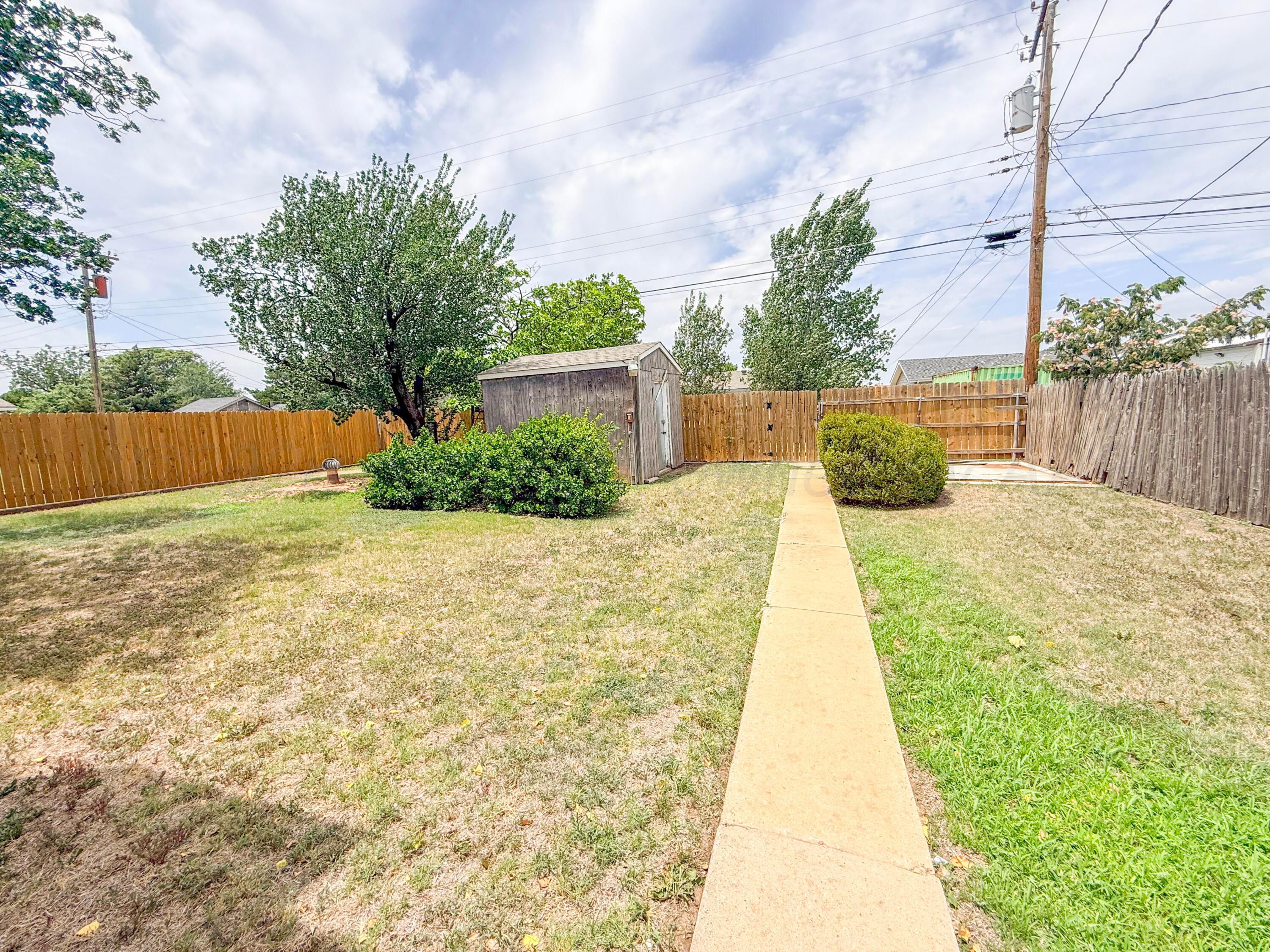 1817 N Wells Street Property Photo 37