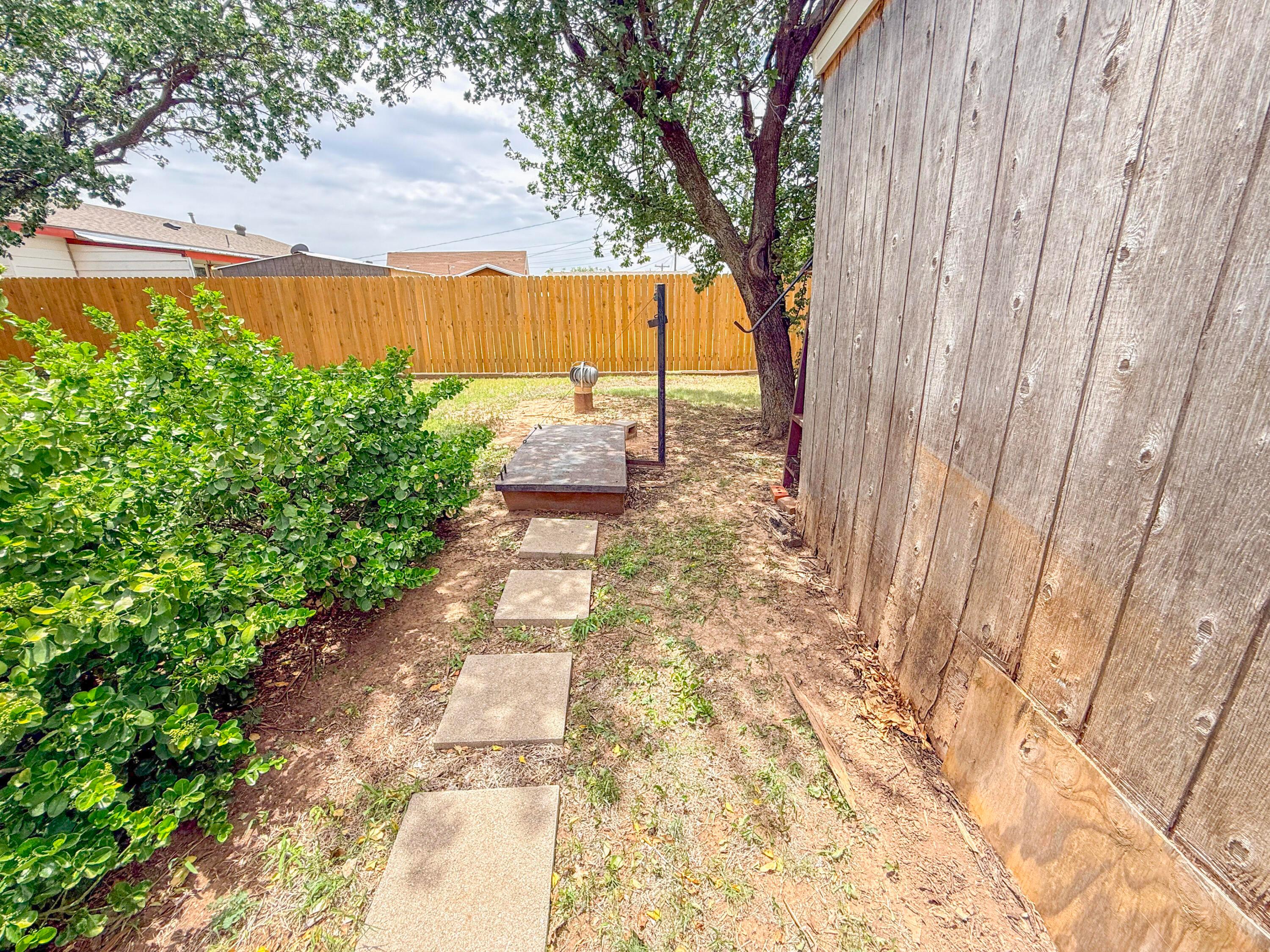 1817 N Wells Street Property Photo 39