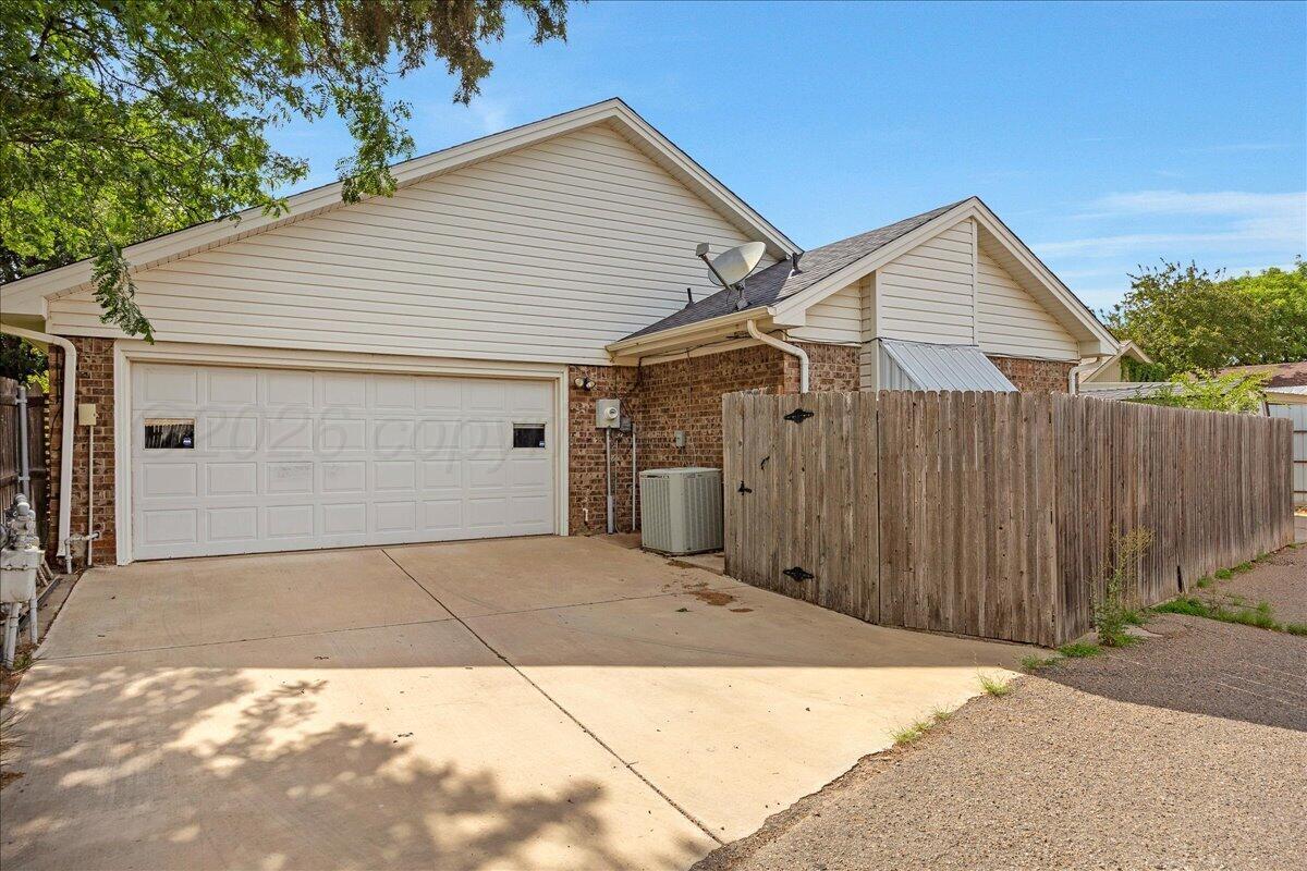 4102 Stony Point Property Photo 9
