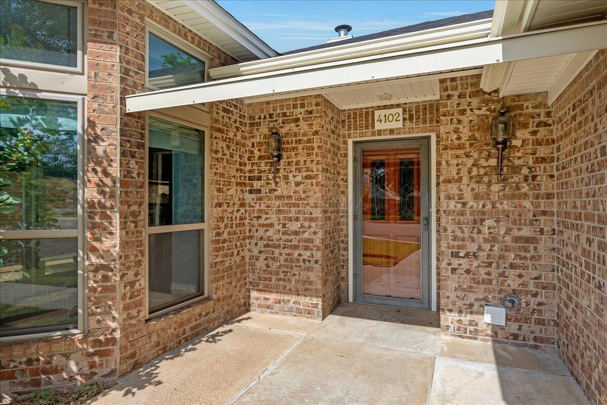 4102 Stony Point Property Photo 11