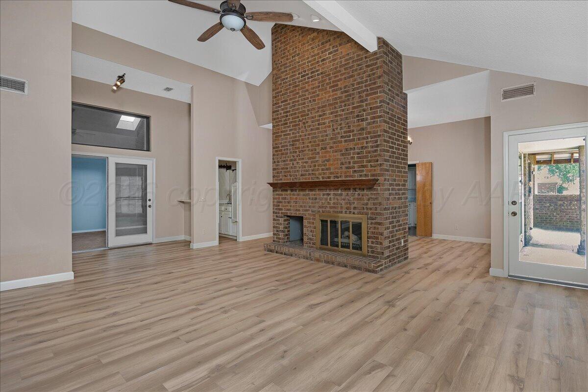 4102 Stony Point Property Photo 12