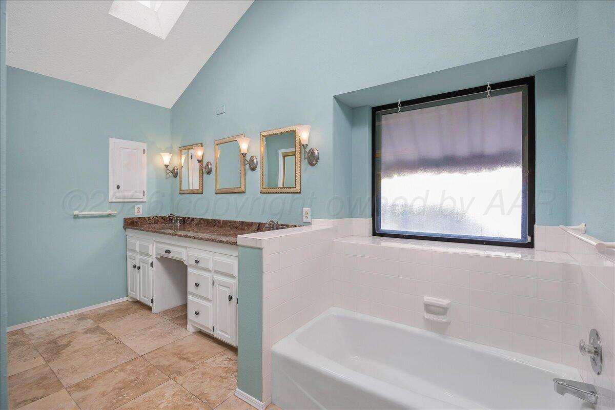 4102 Stony Point Property Photo 19