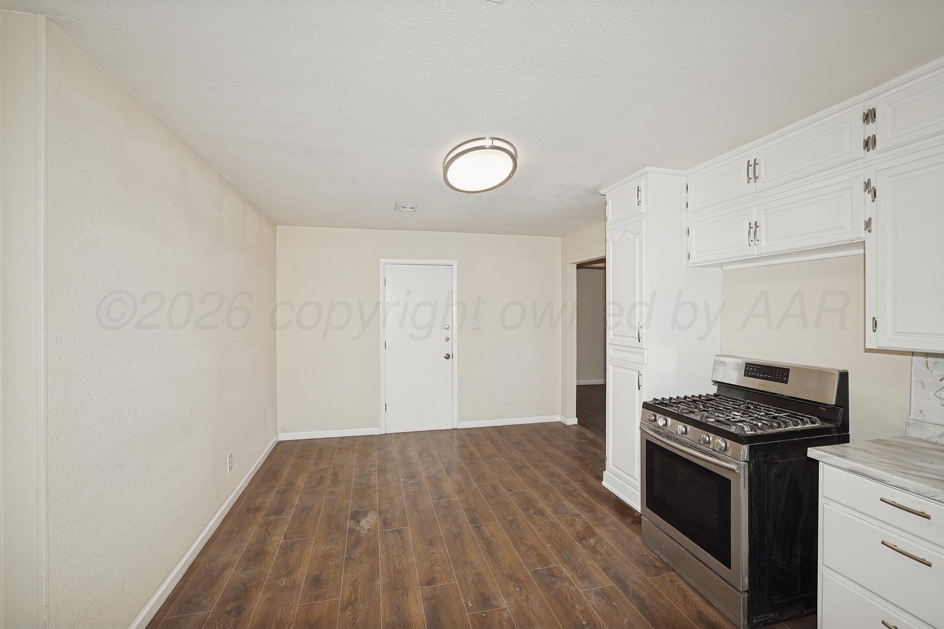 1203 Sycamore Street Property Photo 2
