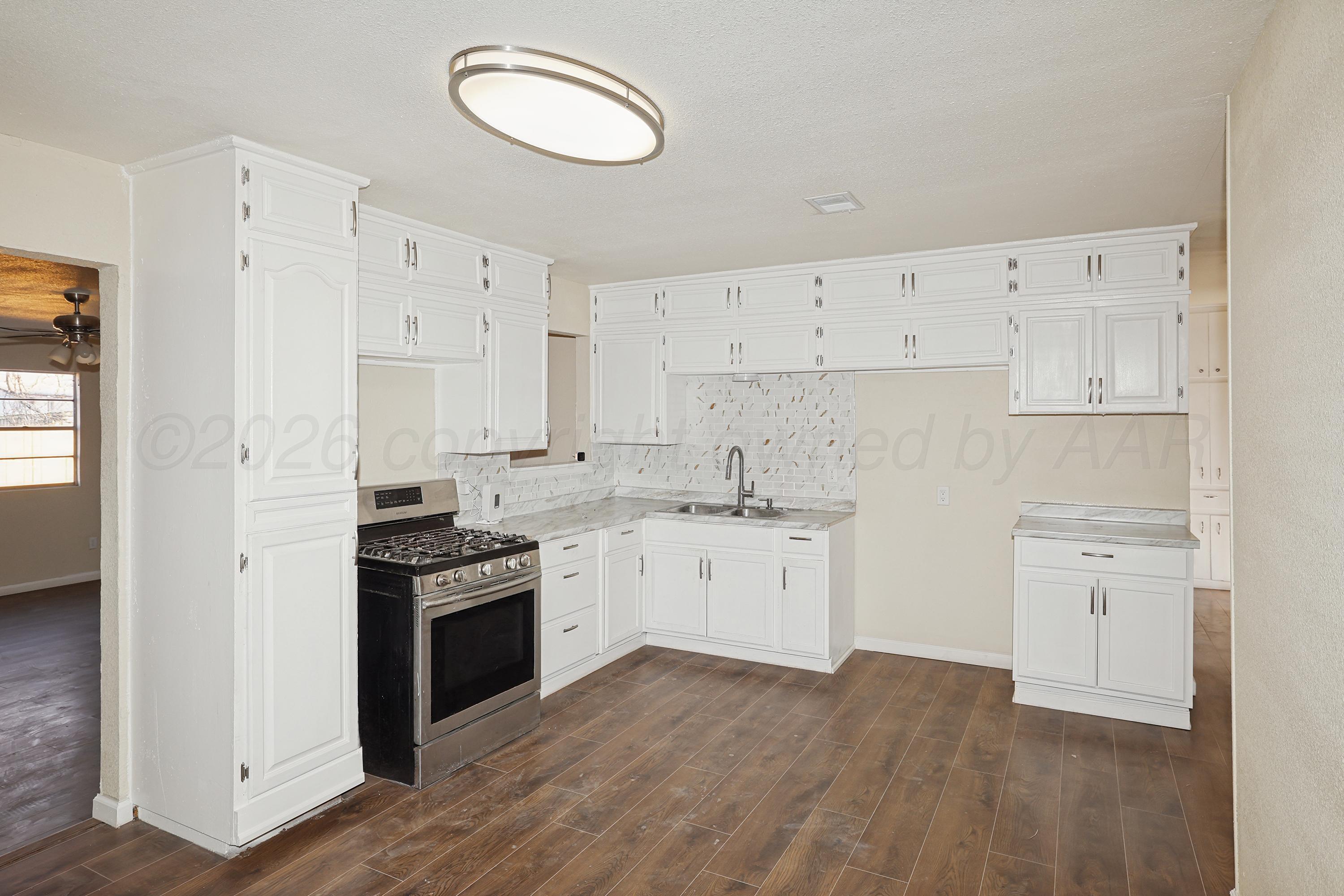 1203 Sycamore Street Property Photo 3