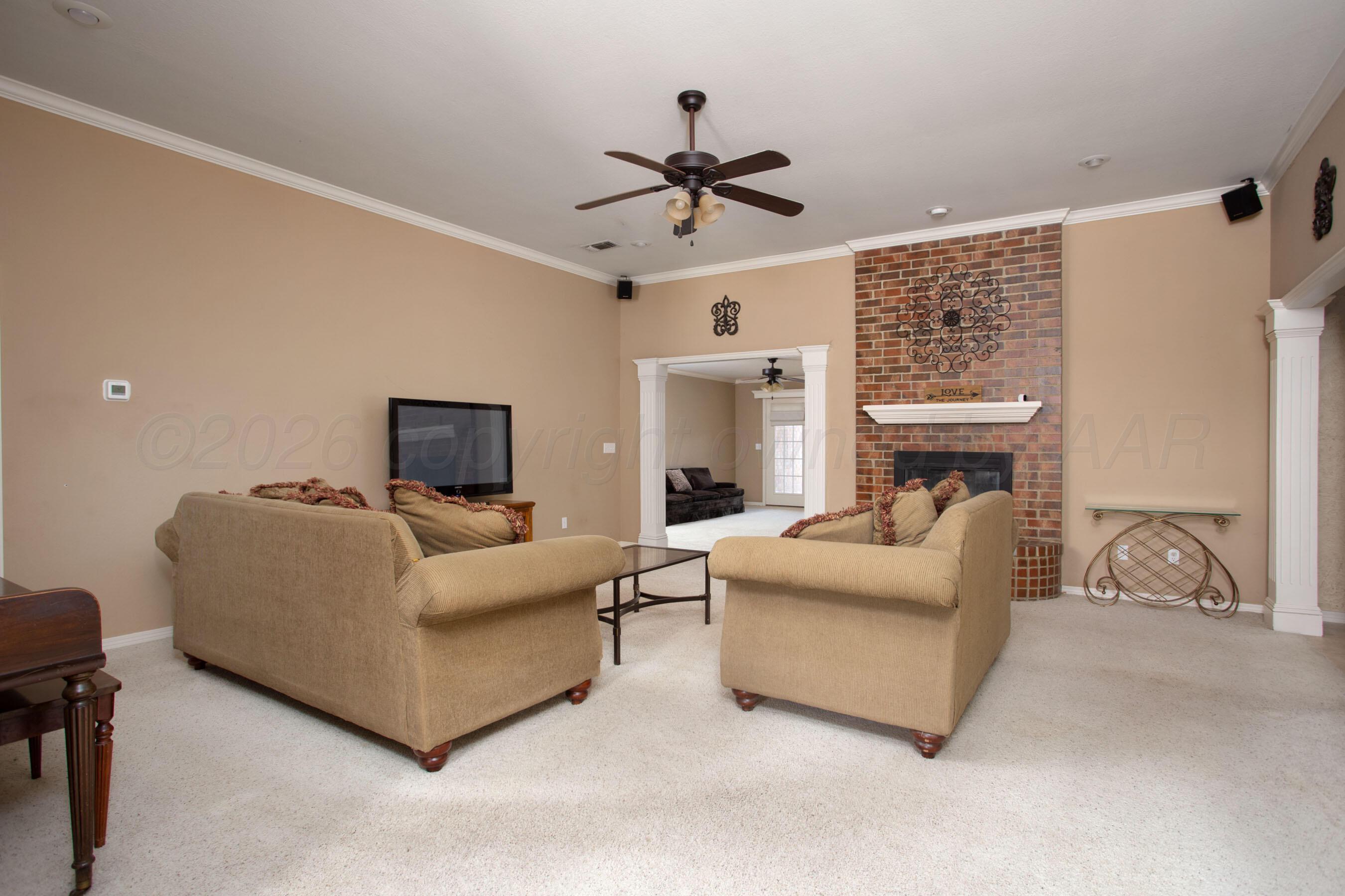 8202 Victory Drive Property Photo 4