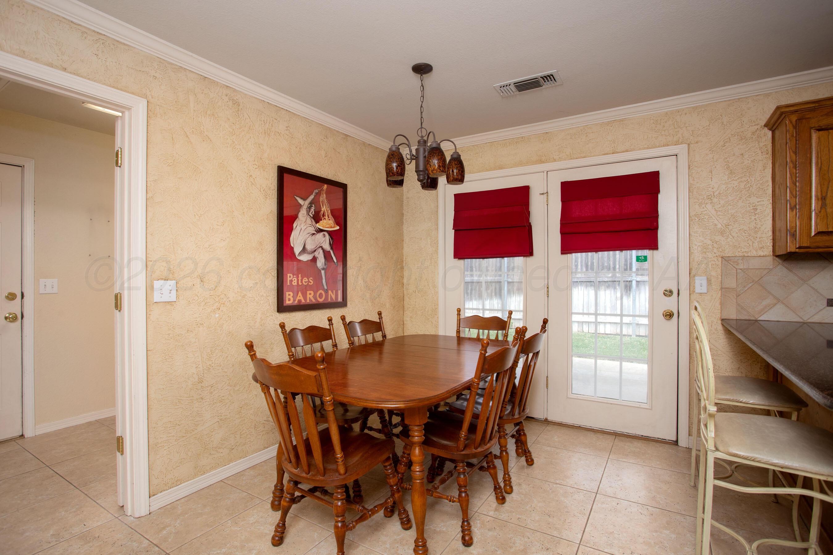 8202 Victory Drive Property Photo 10