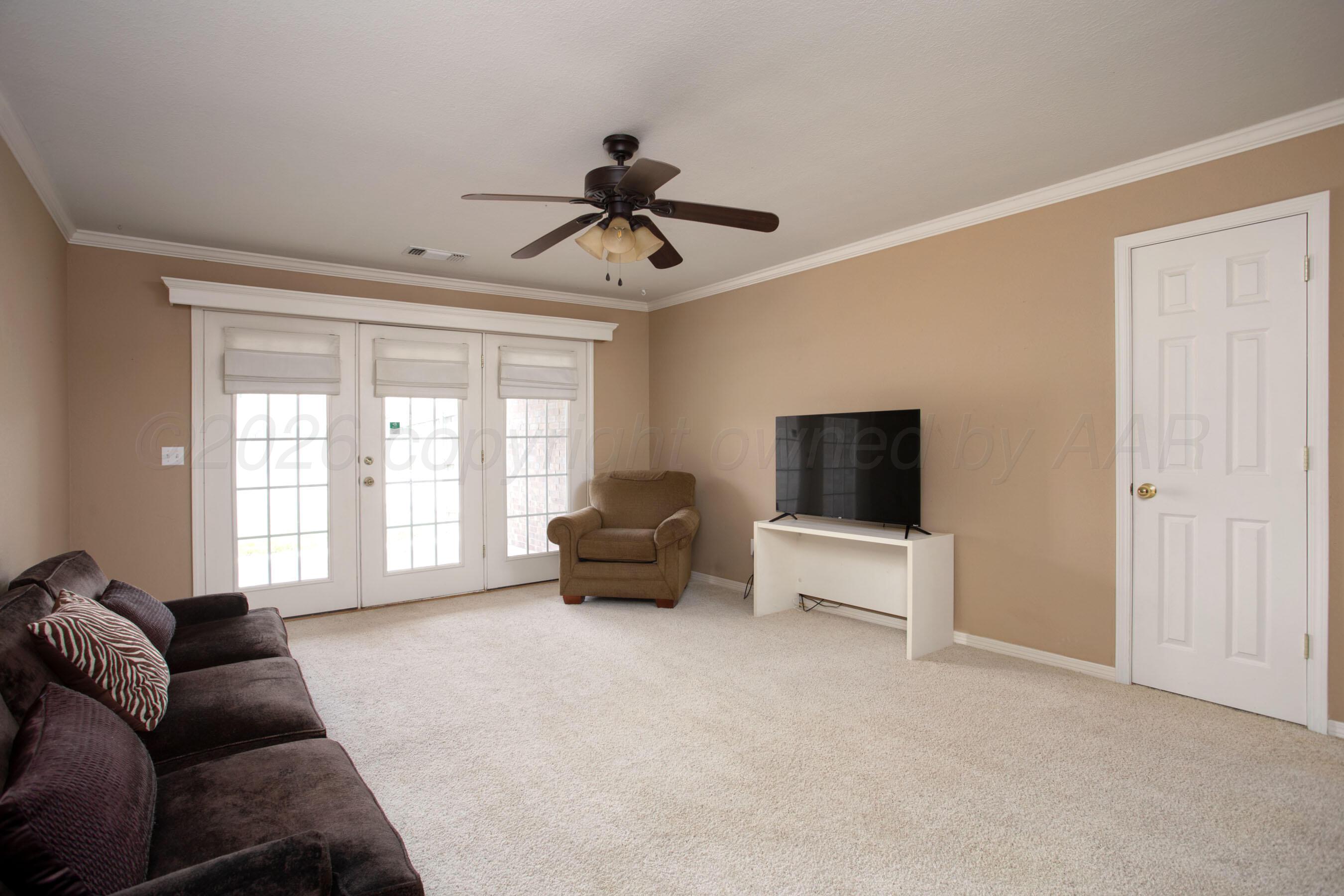 8202 Victory Drive Property Photo 13