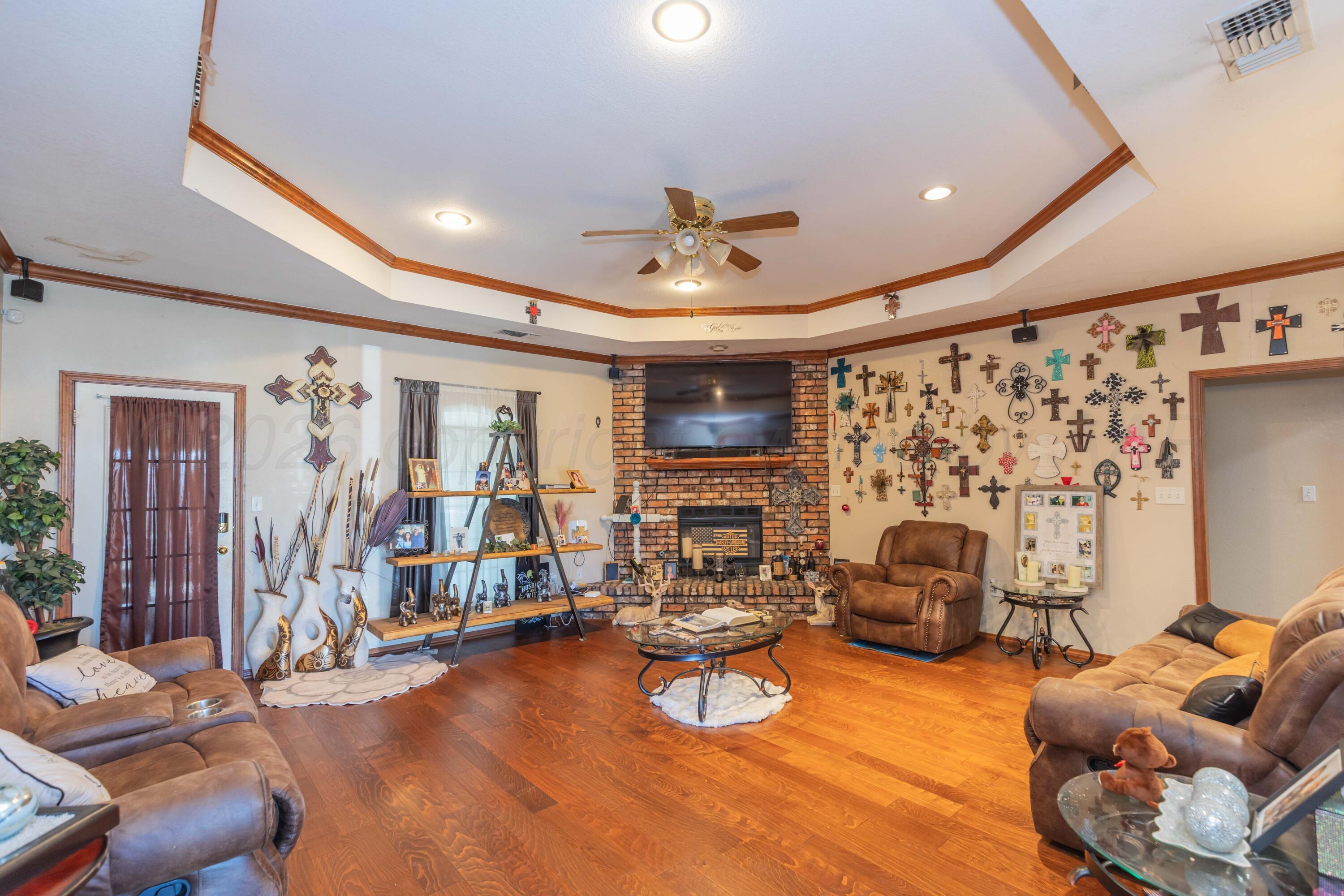 5309 Spanky Lane Property Photo 4