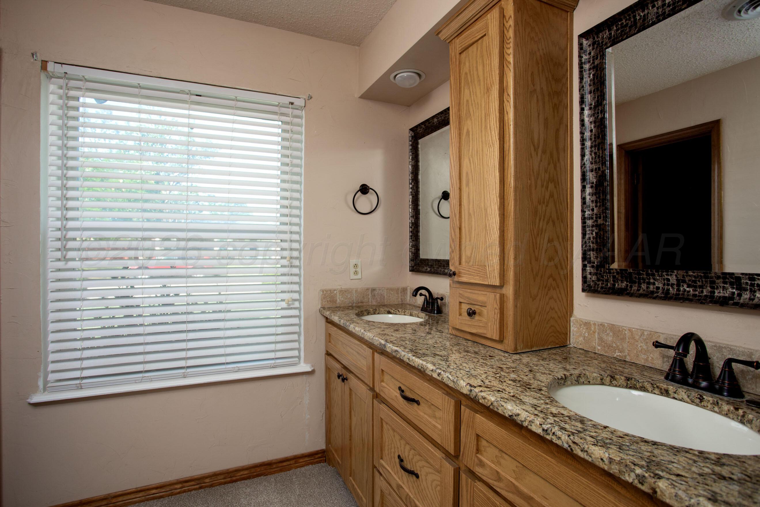 7806 Farrell Drive Property Photo 12