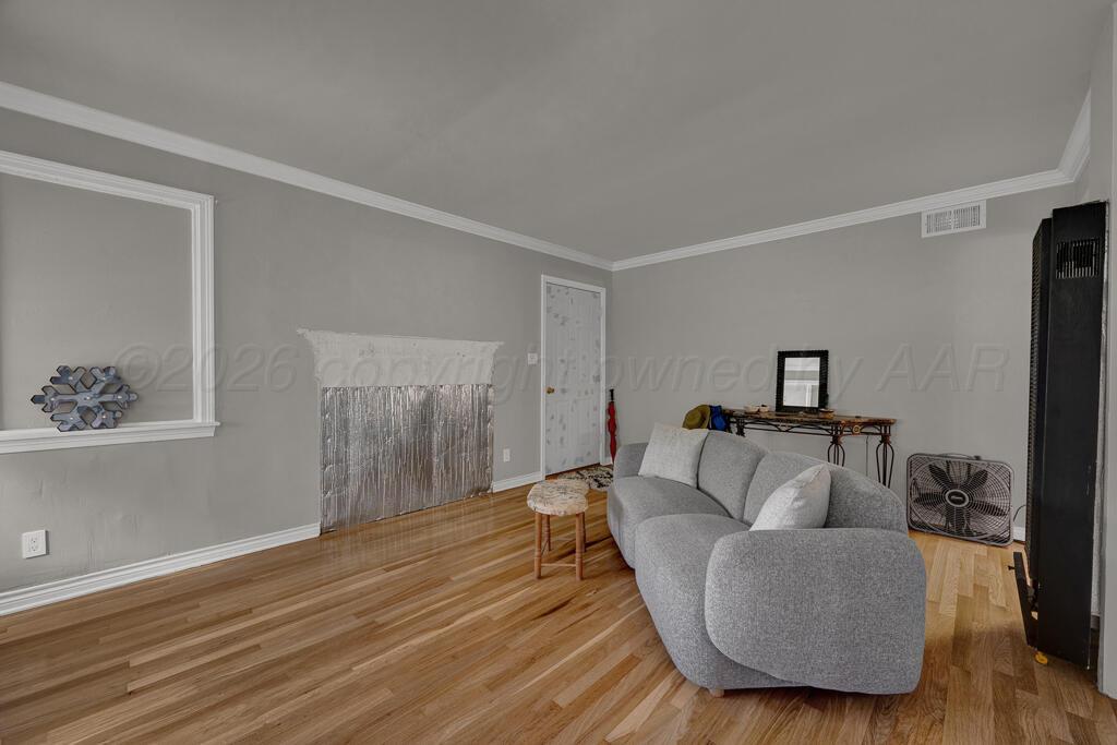 1204 S Kentucky Street Property Photo 4