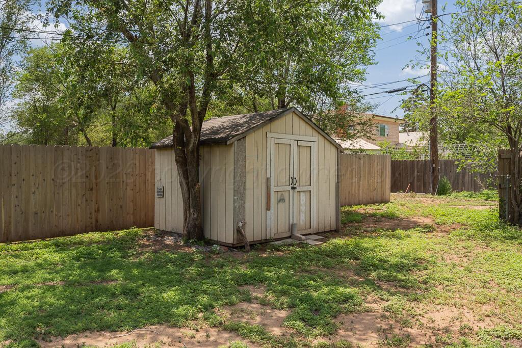 1204 S Kentucky Street Property Photo 17