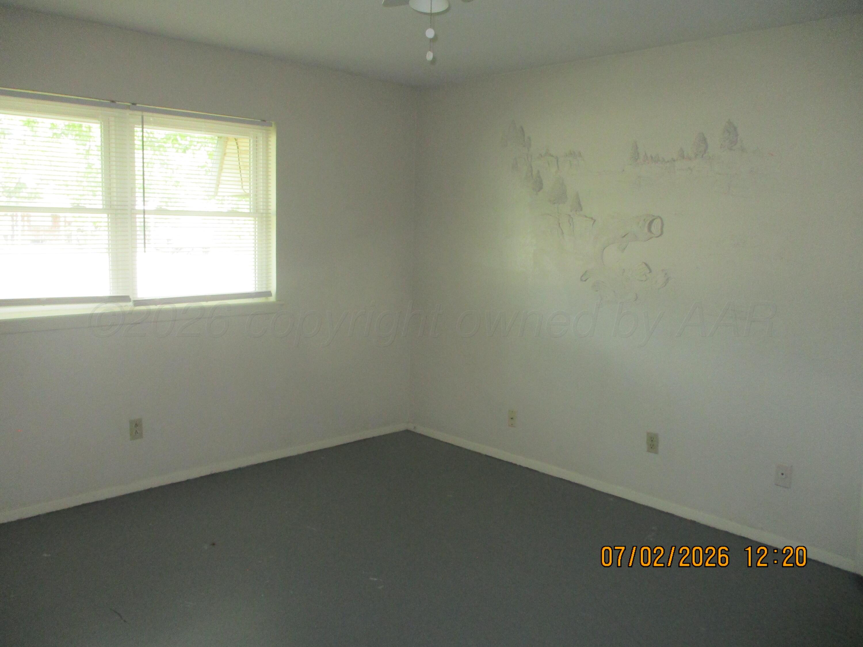 1906 Kirkland Drive Property Photo 3