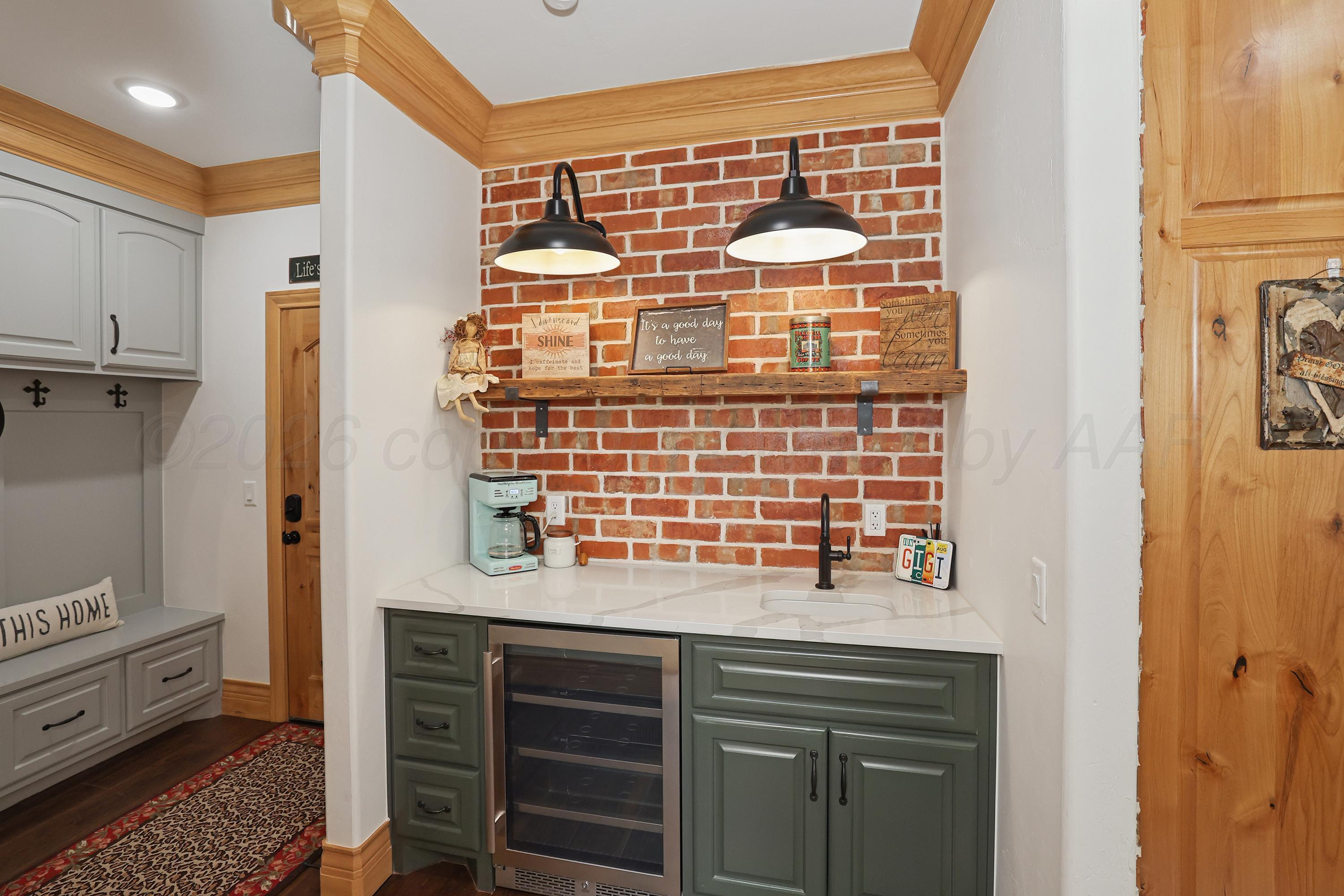 233 Lisa Lane Property Photo 23