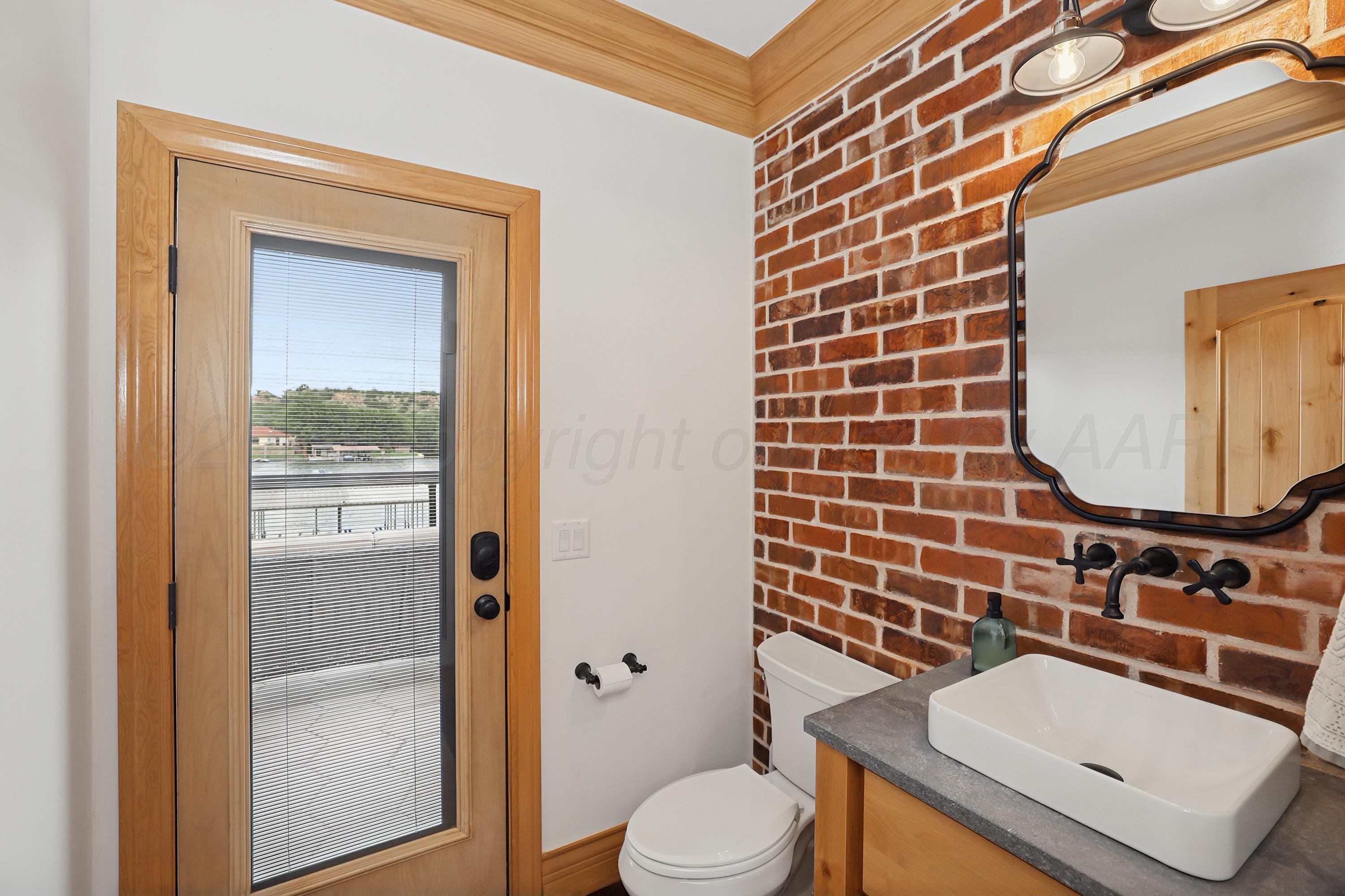 233 Lisa Lane Property Photo 27