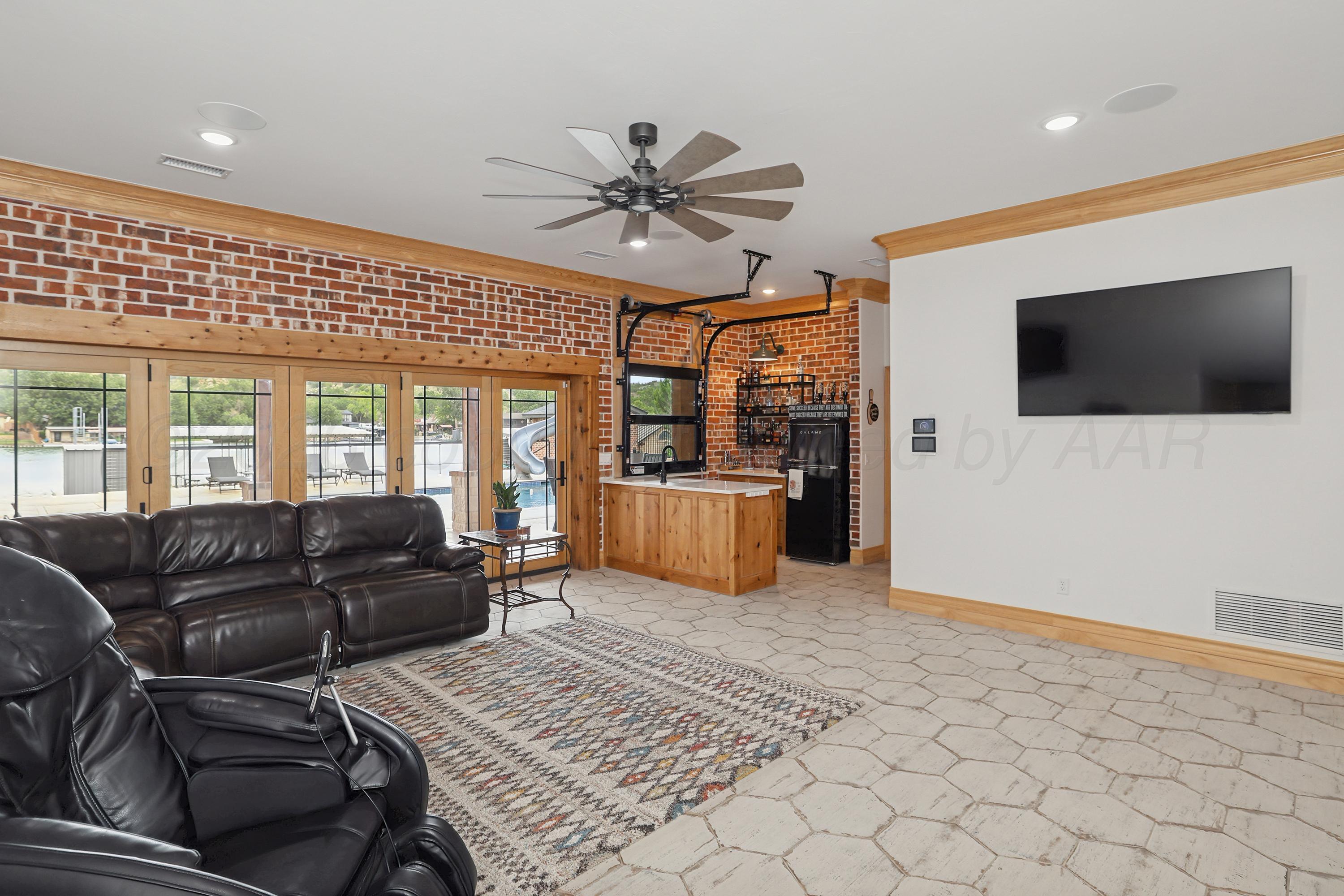 233 Lisa Lane Property Photo 46