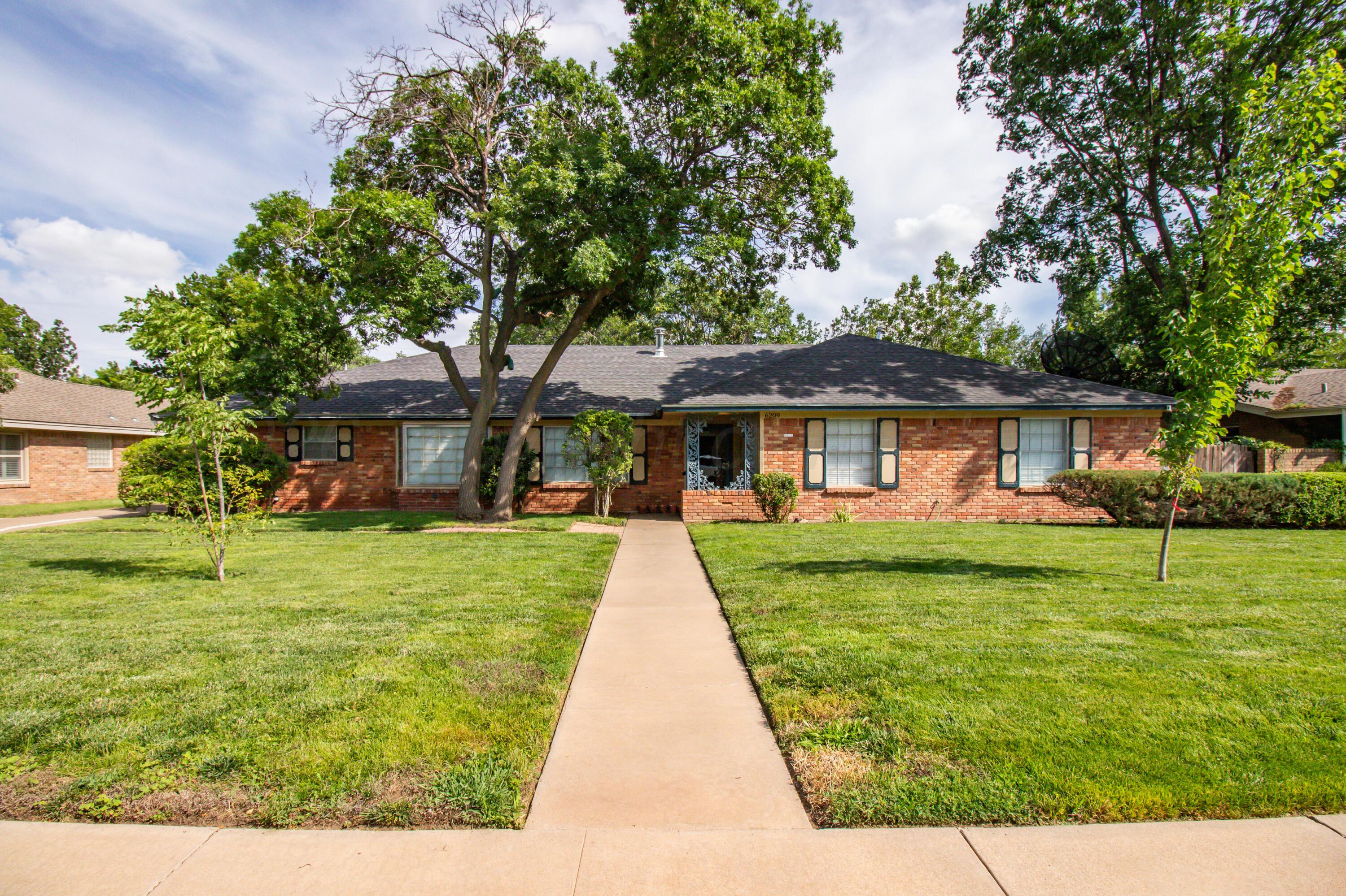 6209 CALUMET Road Property Photo 1