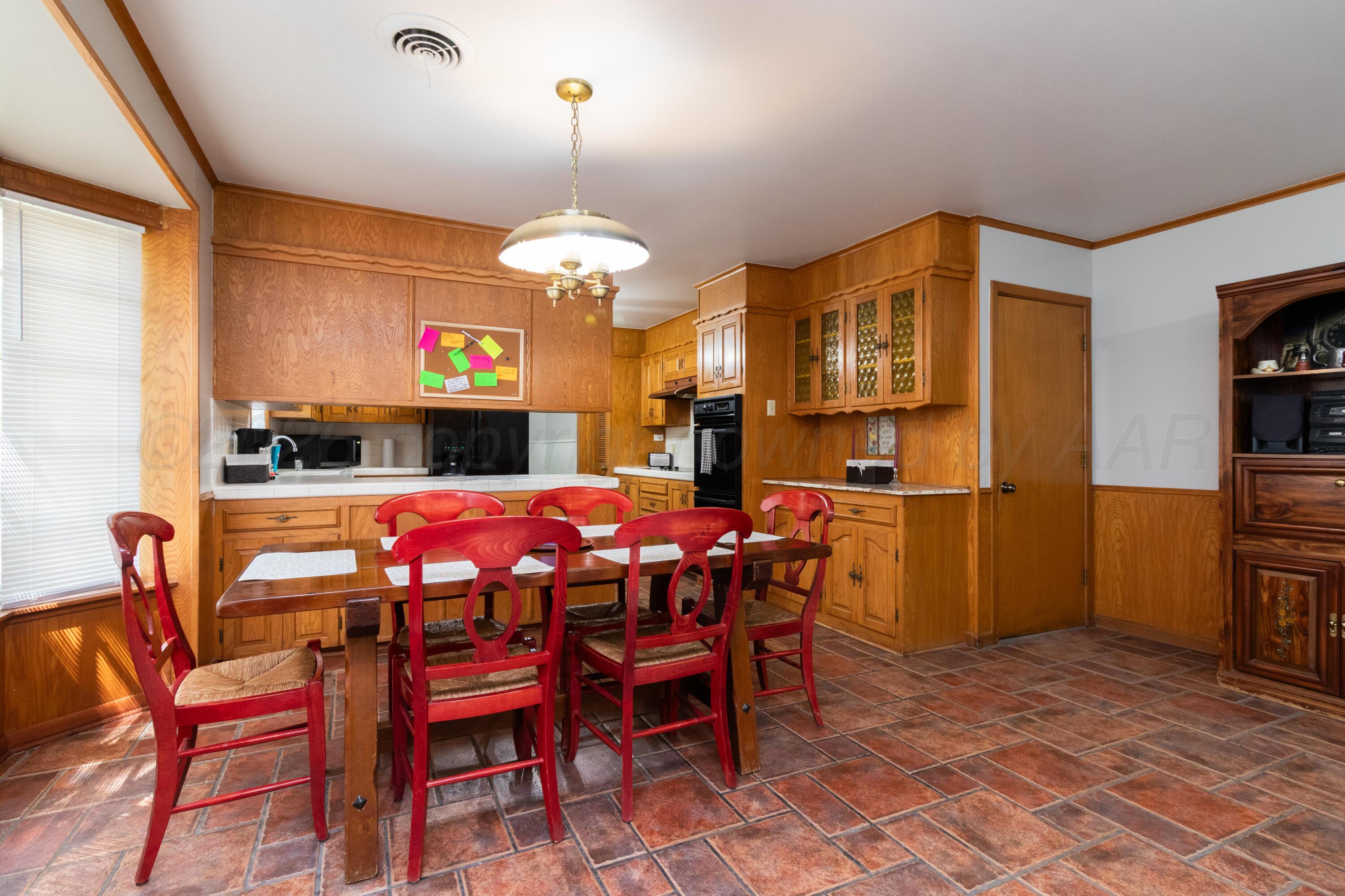 6209 Calumet Road Property Photo 10