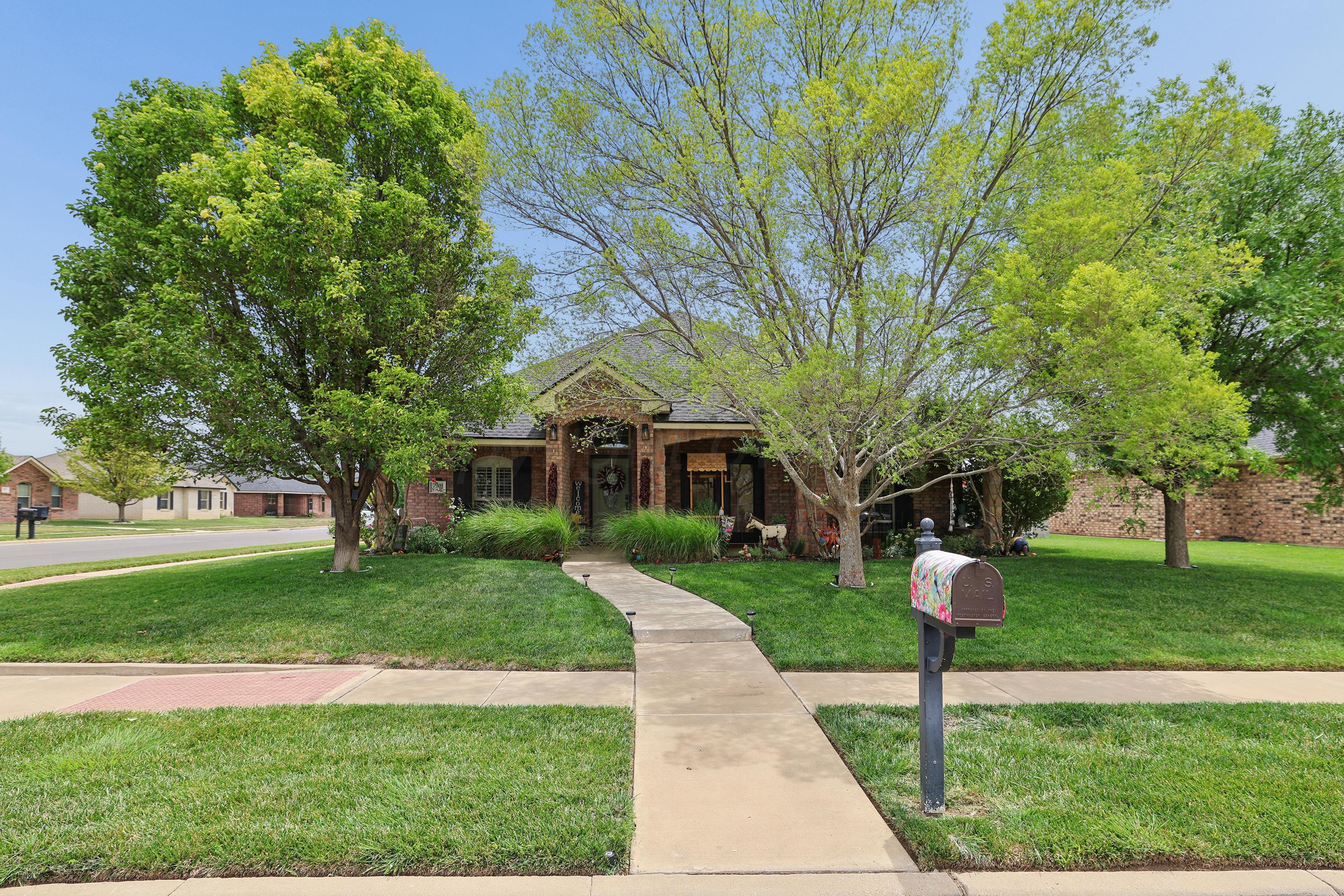 7901 VAIL Drive Property Photo 1