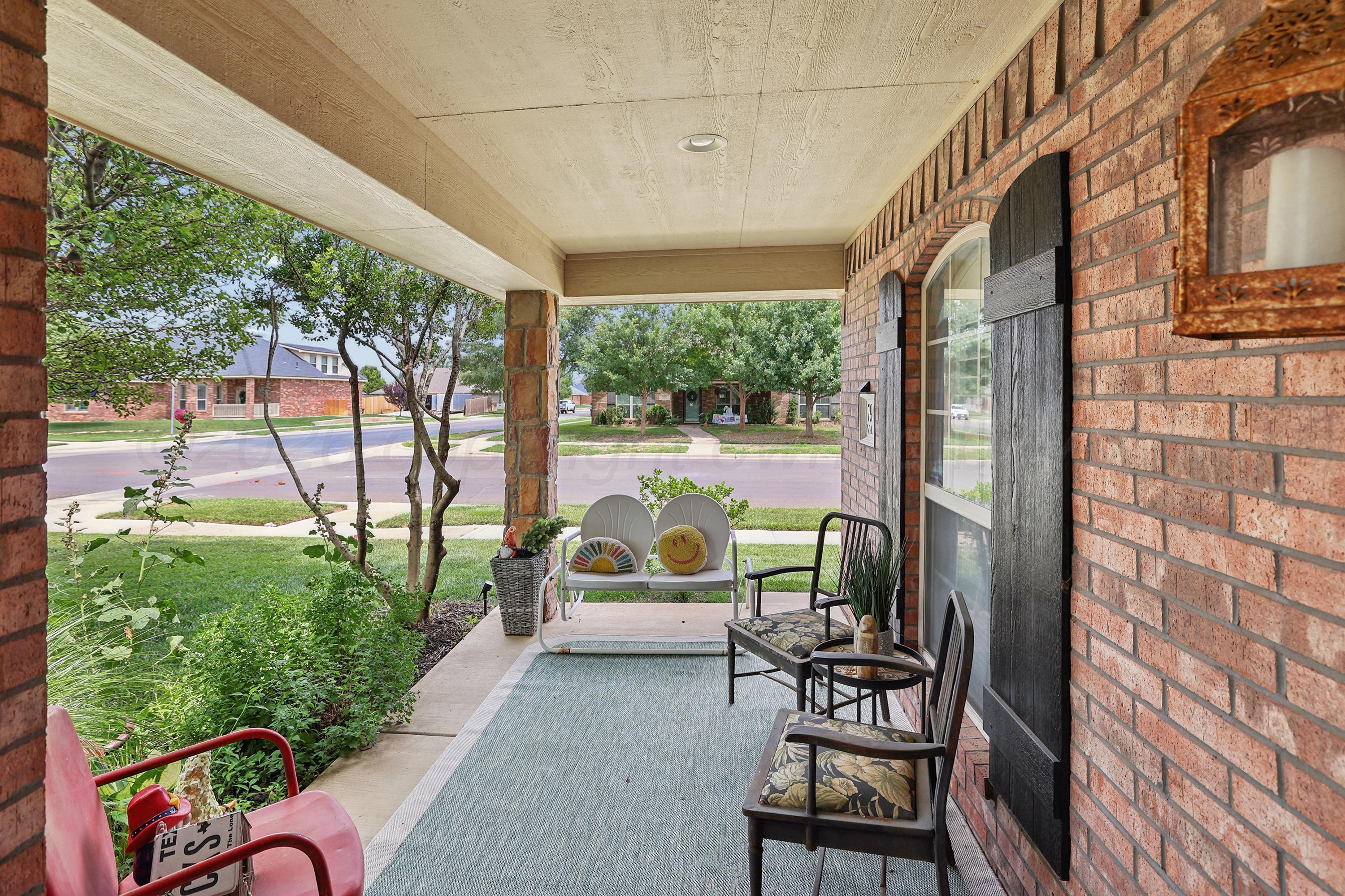 7901 Vail Drive Property Photo 6