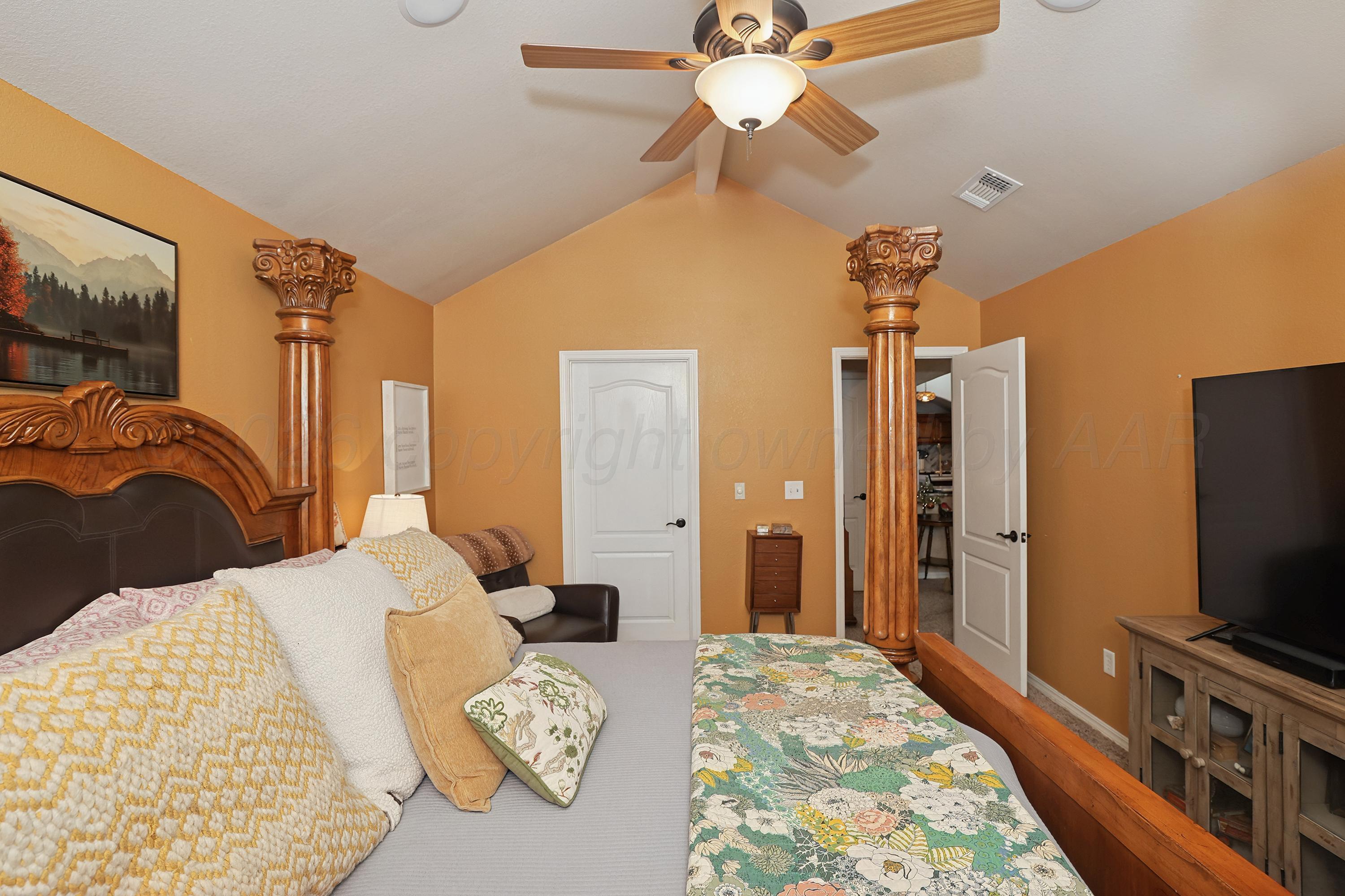 7901 Vail Drive Property Photo 20