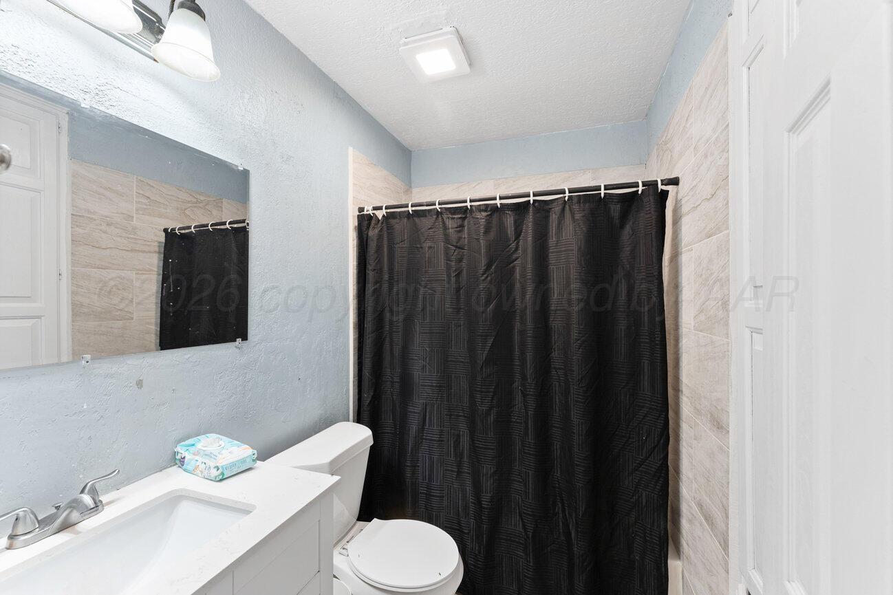 1521 Lockney Street Property Photo 23