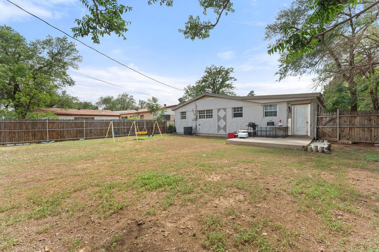 1521 Lockney Street Property Photo 25