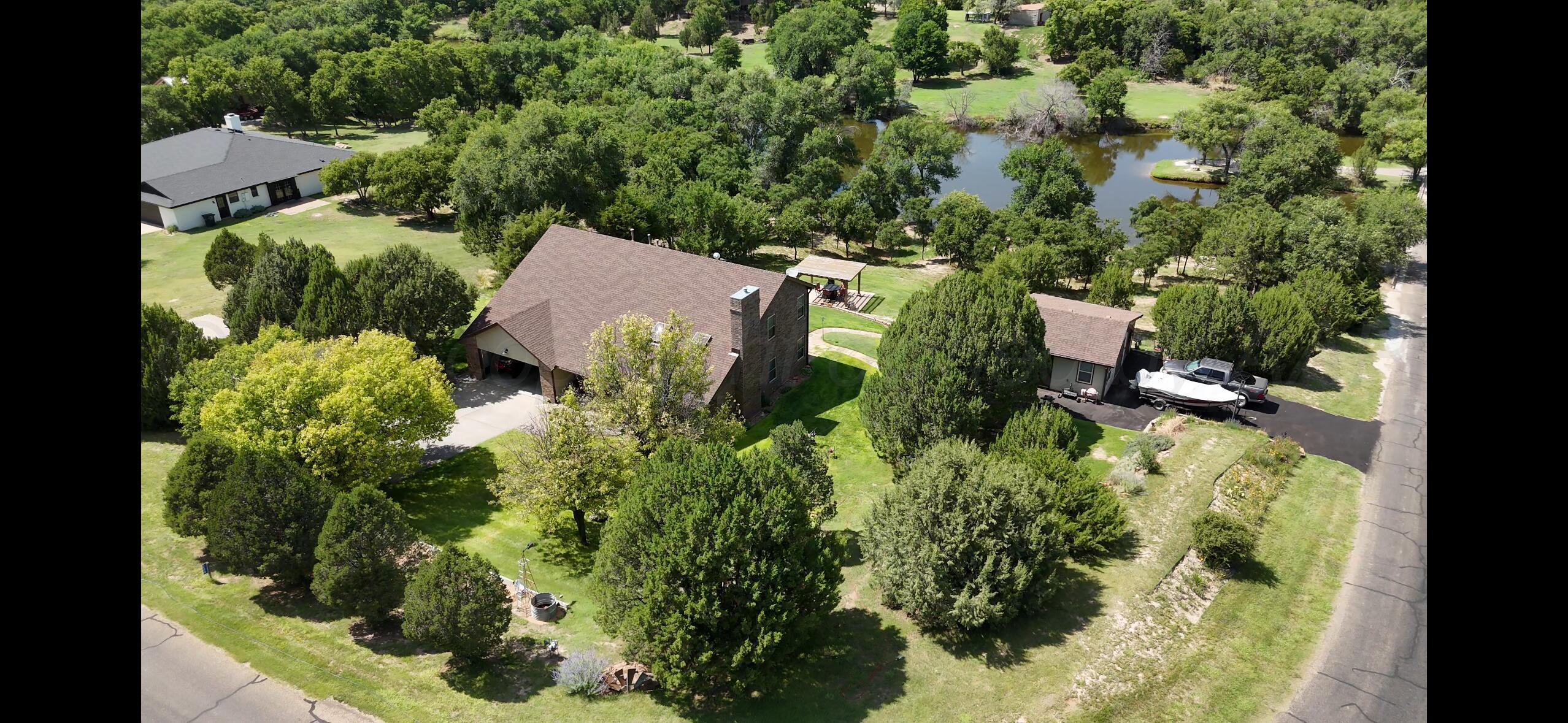 204 S Timbercreek Drive Property Photo 3