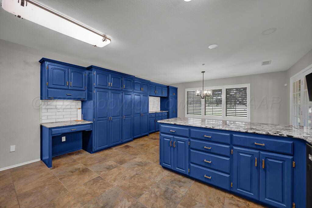 204 S Timbercreek Drive Property Photo 40