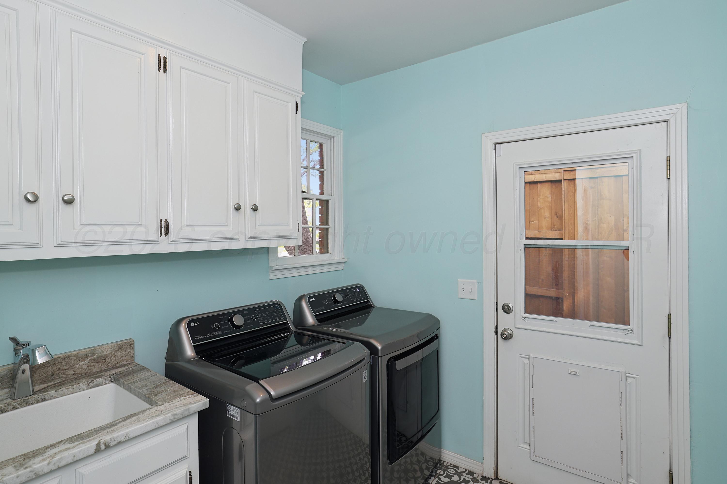 3203 Hawthorne Drive Property Photo 37