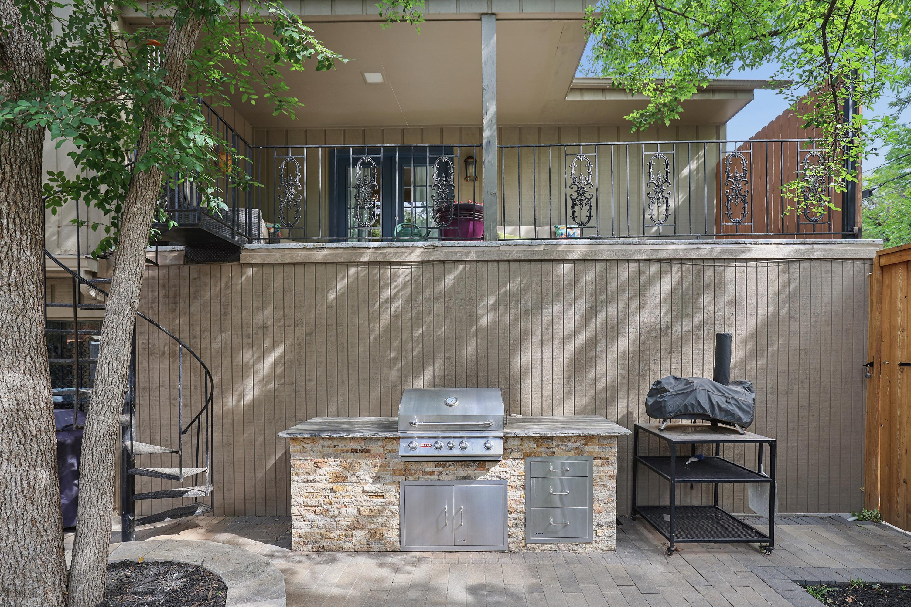 3203 Hawthorne Drive Property Photo 49