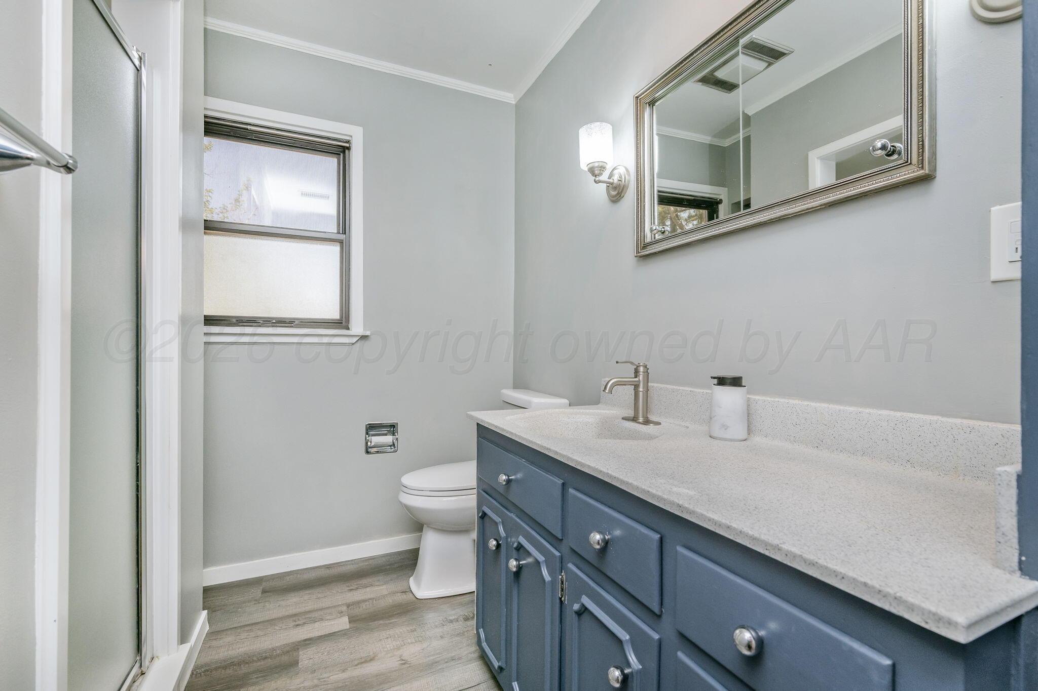 7121 Vinewood Street Property Photo 13