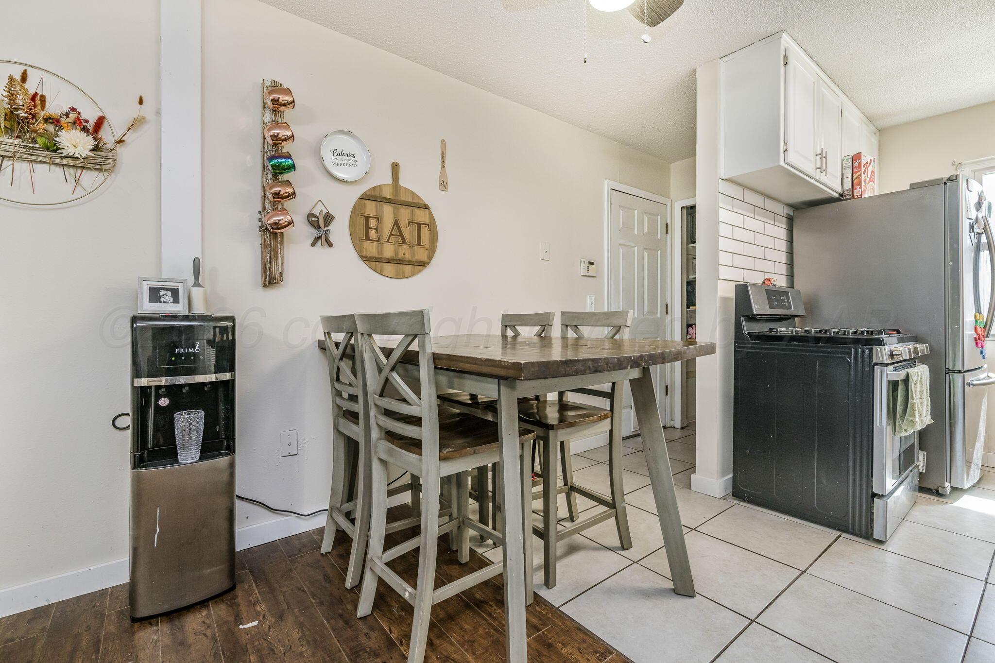 2907 S Manhattan Street Property Photo 5