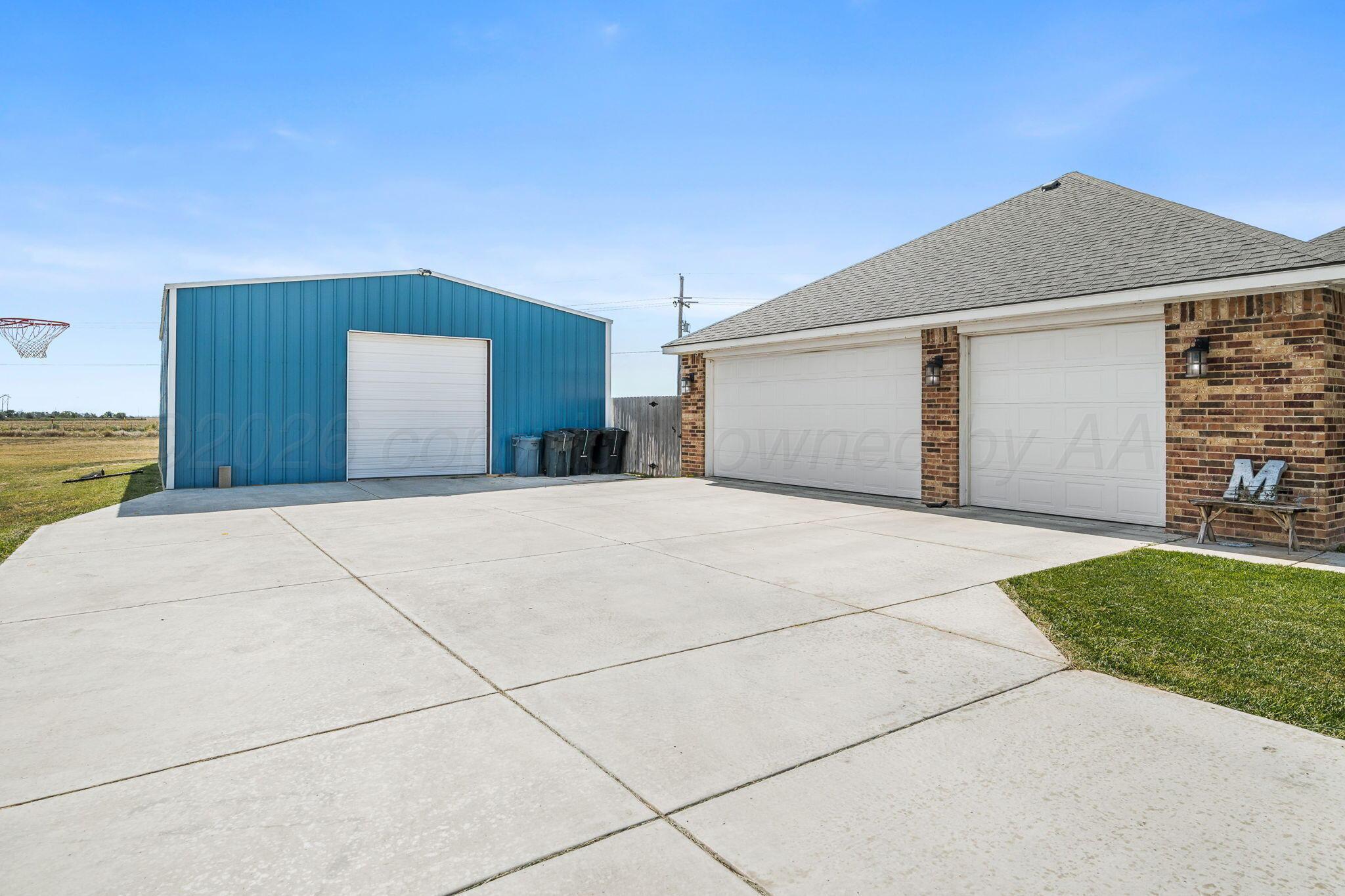 3301. Tulsa Drive Property Photo 4