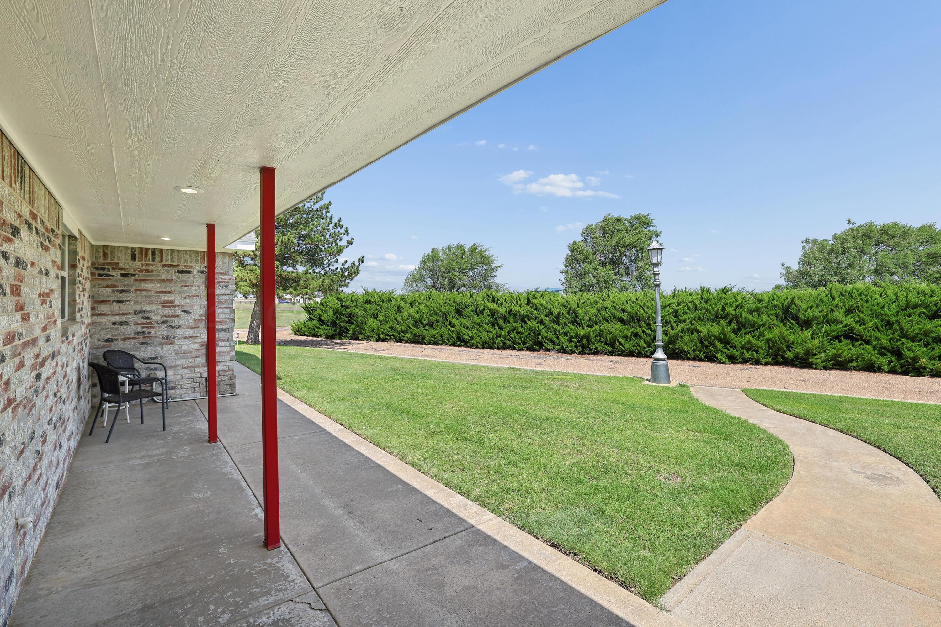 5621 White Fence Road Property Photo 6