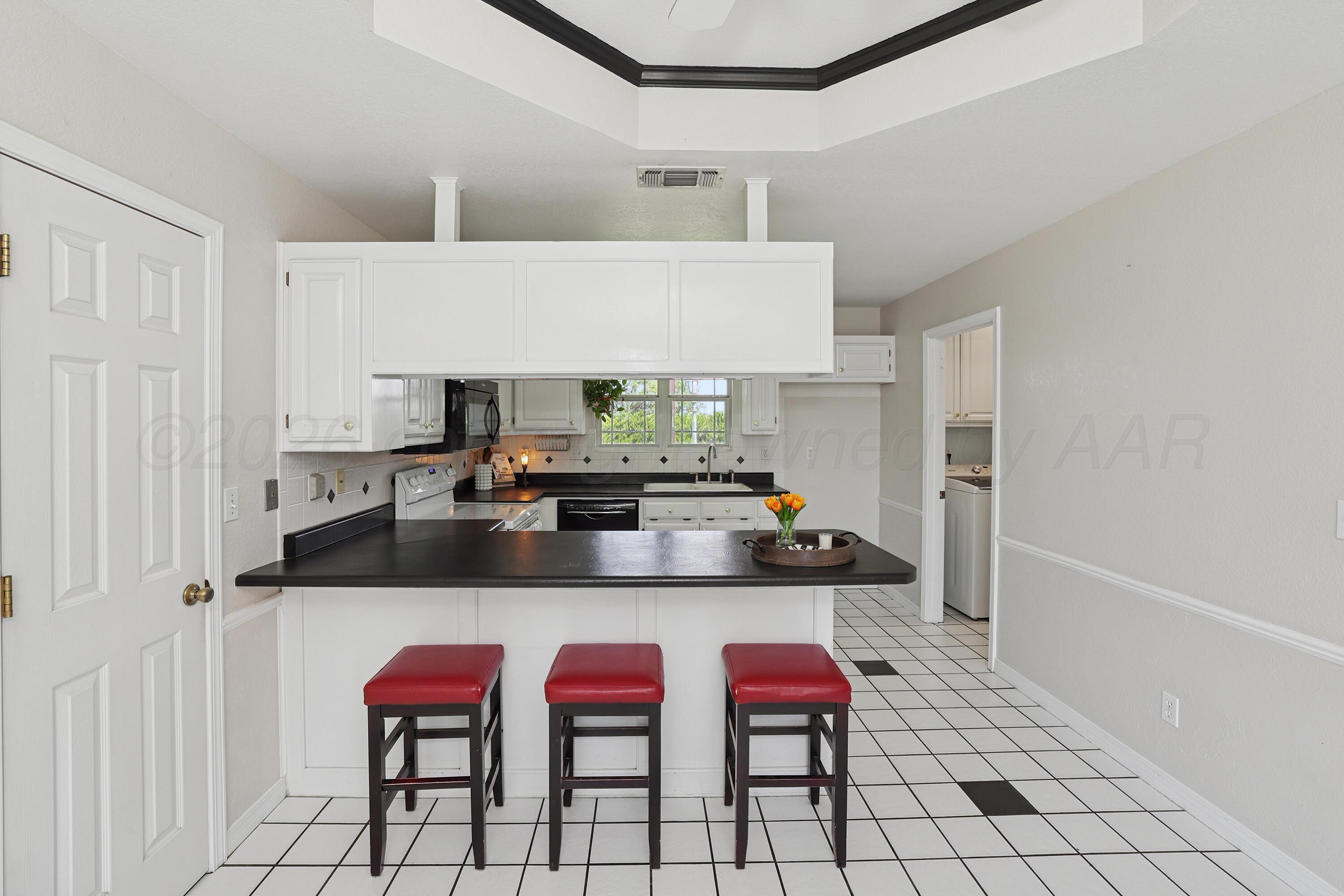5621 White Fence Road Property Photo 15
