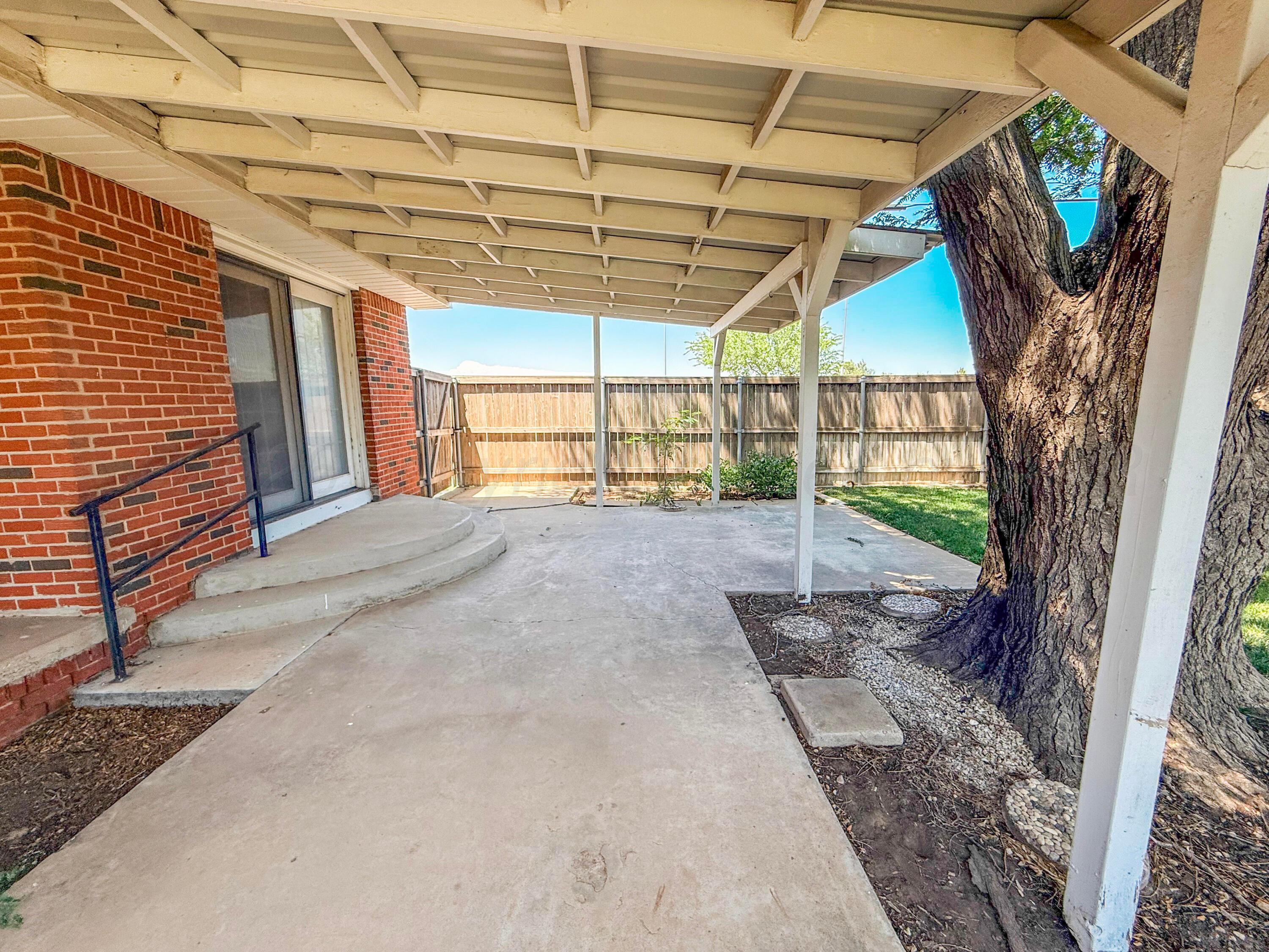 2244 N Russell Street Property Photo 25