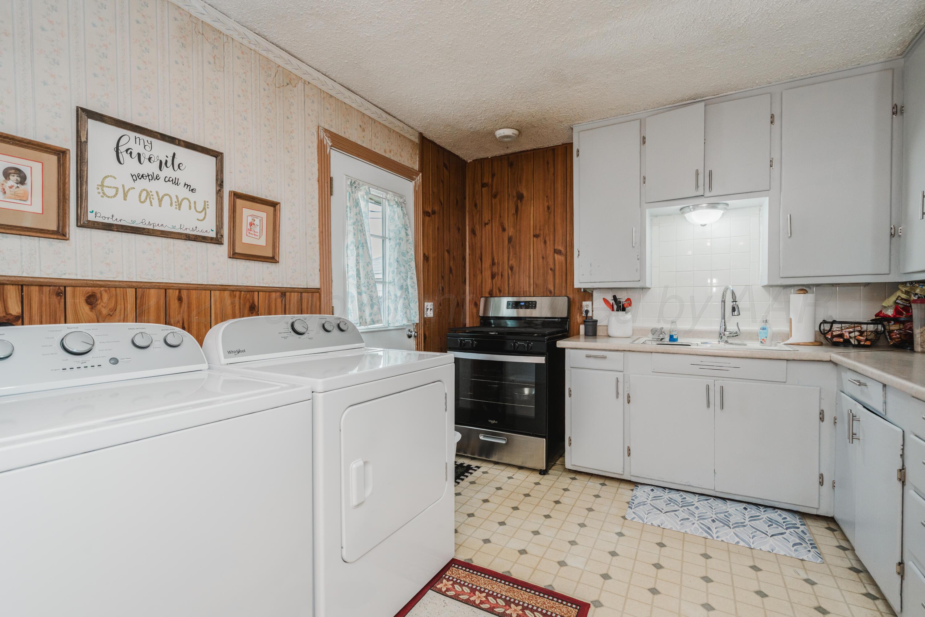 1006 N Nelson Street Property Photo 17