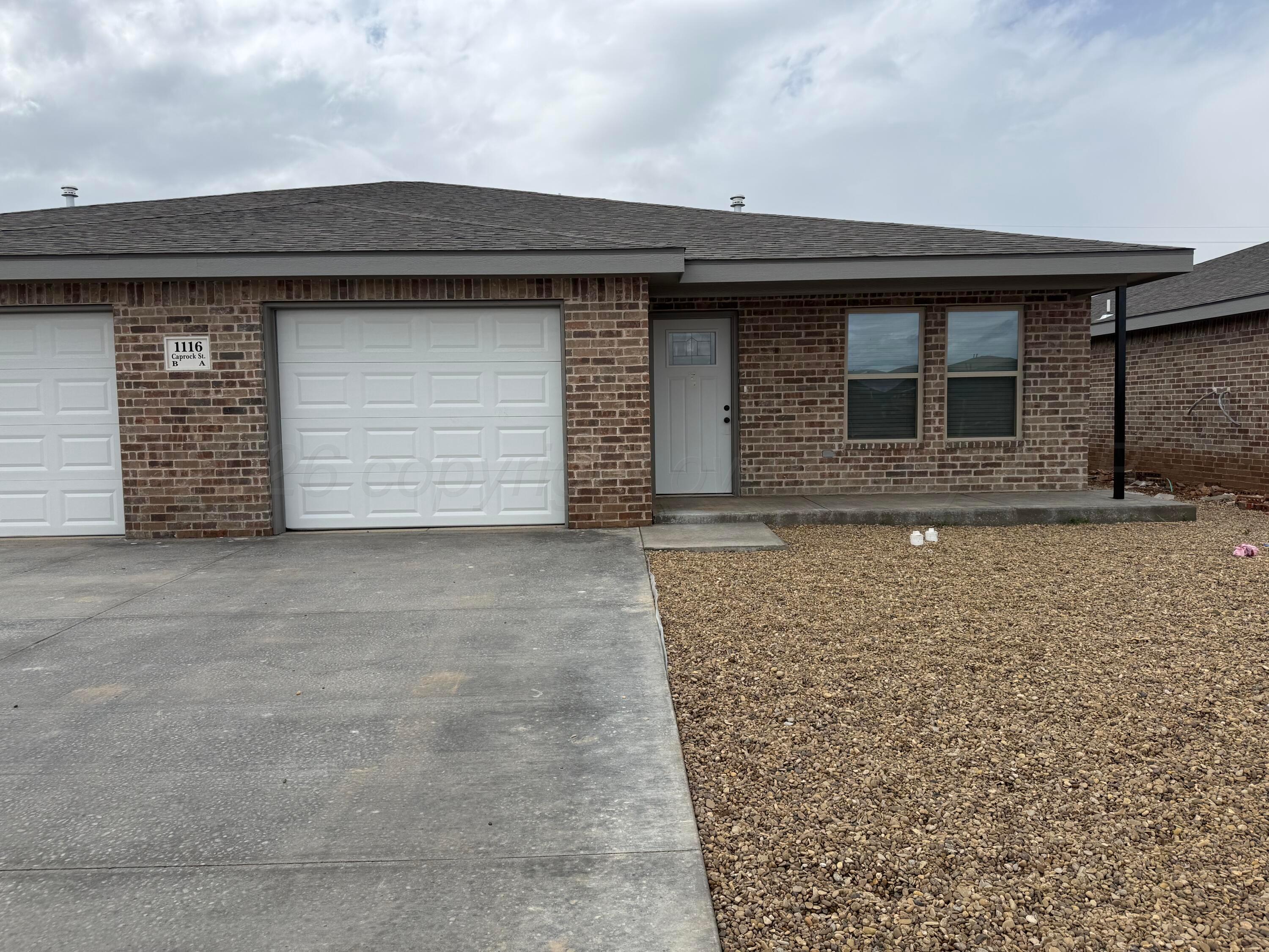 1125 Caprock Street Property Photo 3