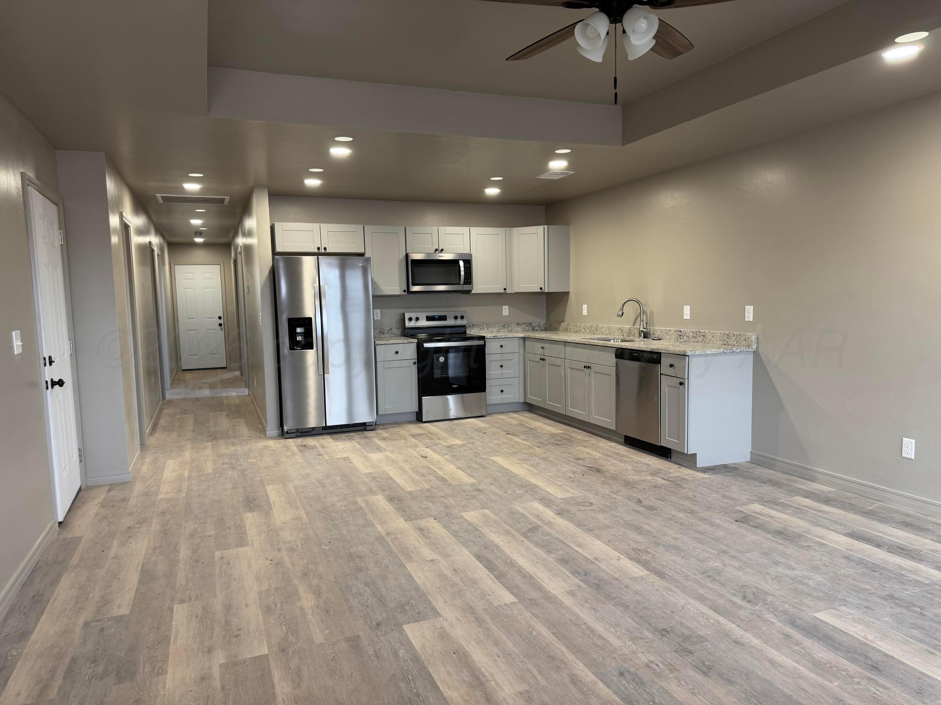1125 Caprock Street Property Photo 4