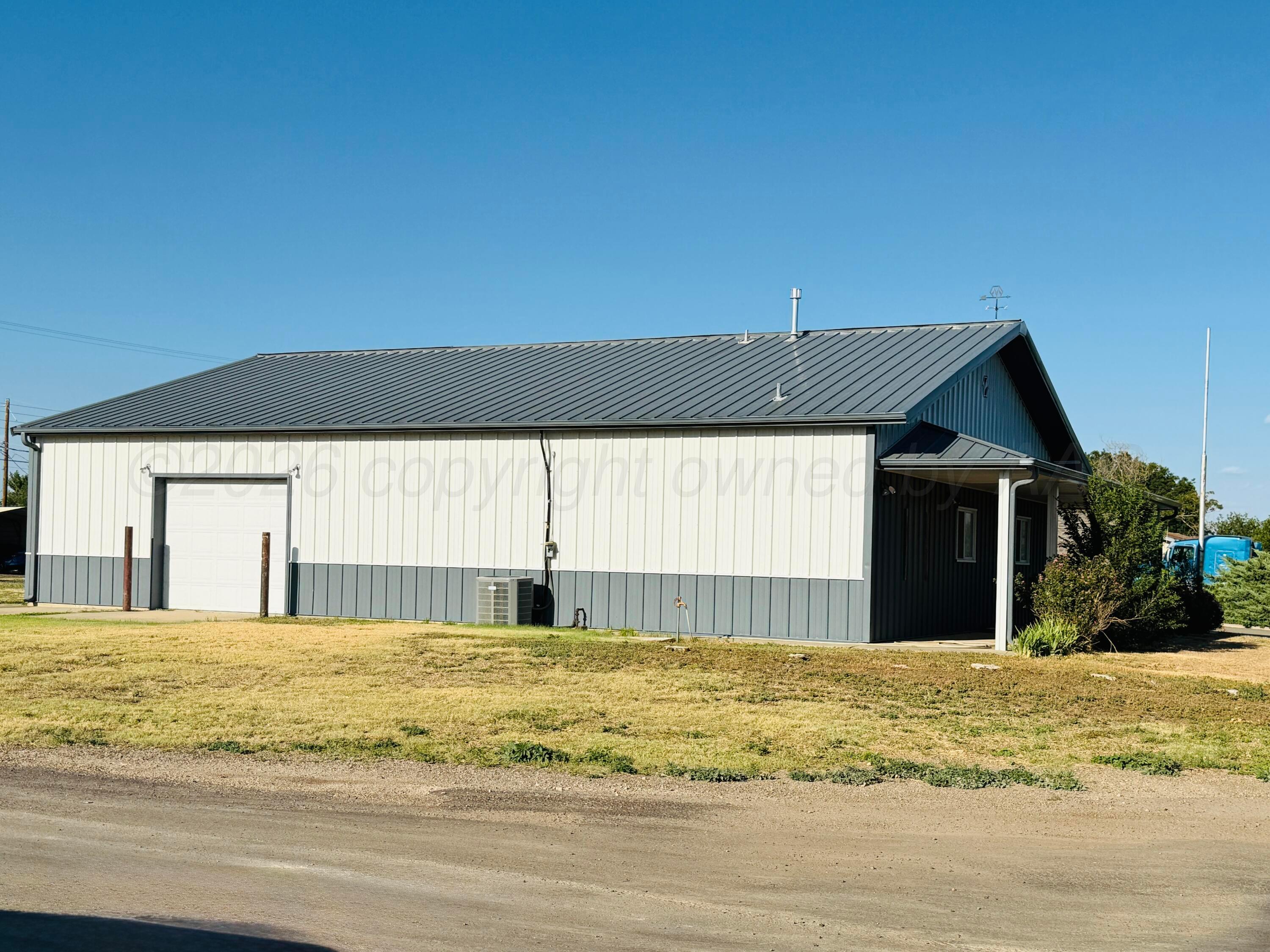306 Regier Property Photo 8