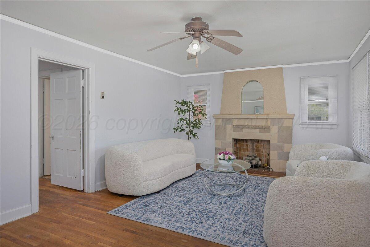 1209 S Bowie Street Property Photo 6