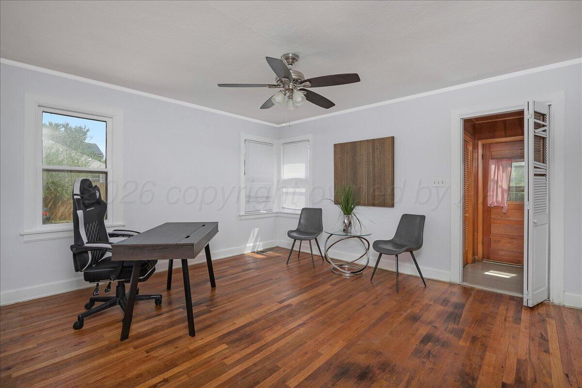 1209 S Bowie Street Property Photo 19