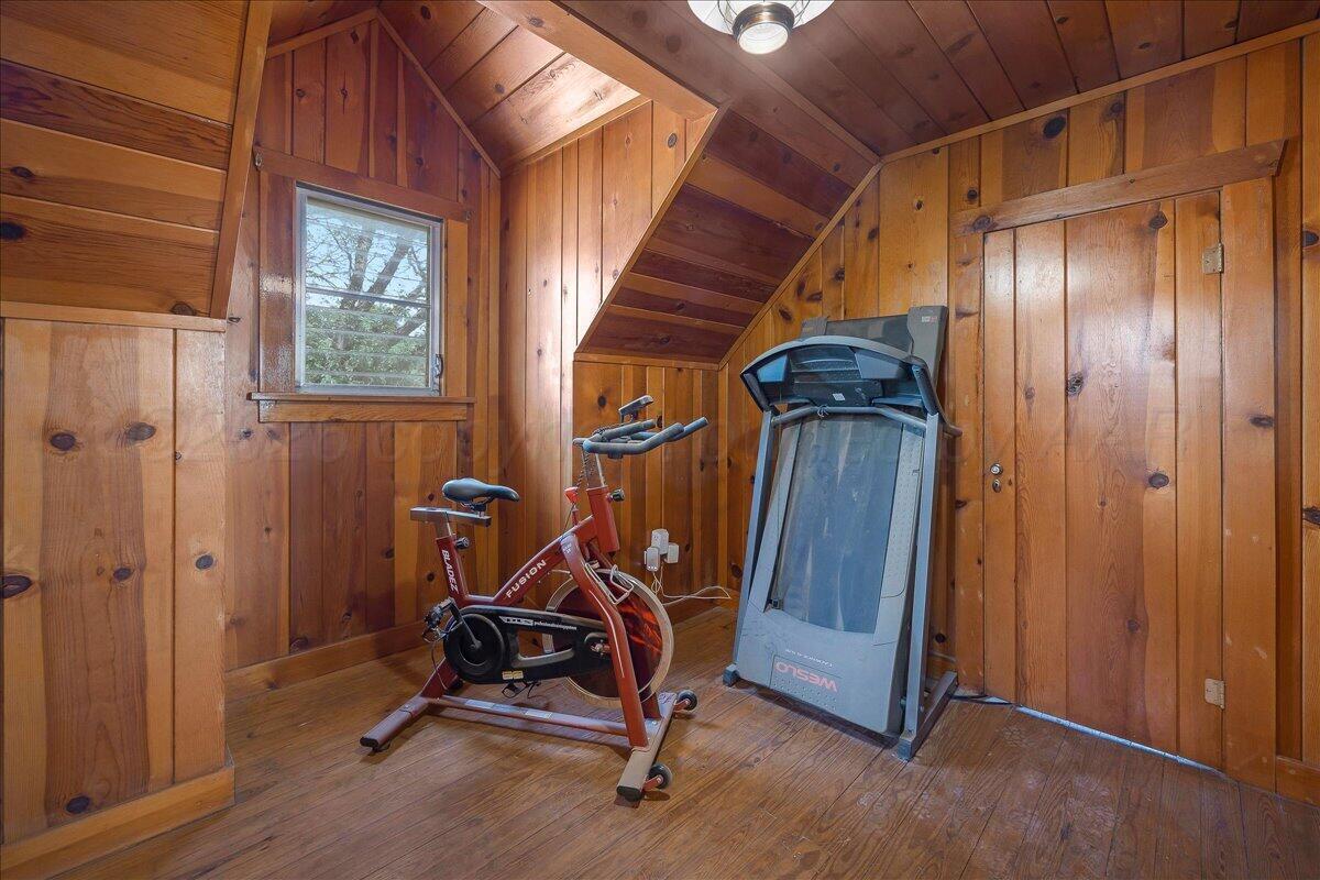 1209 S Bowie Street Property Photo 23